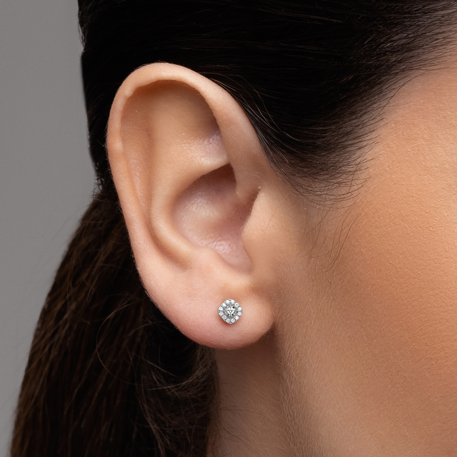 עגילי יהלומים בצורת מעוין