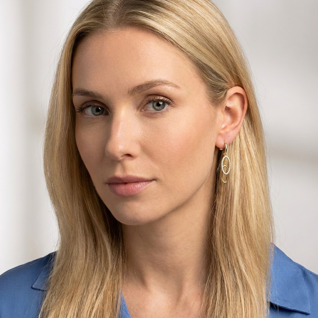 עגילי זהב 14K בעיצוב אובלי כפול משובץ יהלומים