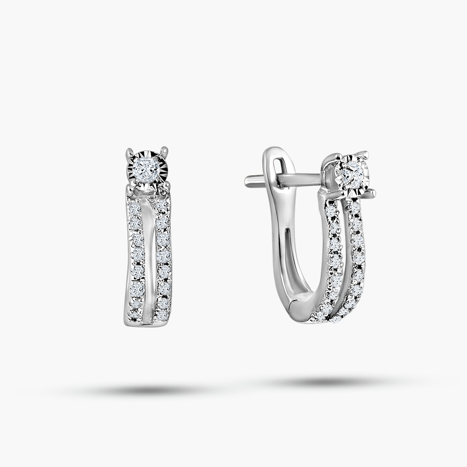 עגילי זהב 14K משובצים יהלומים בעיצוב חישוק עם אבן מרכזית