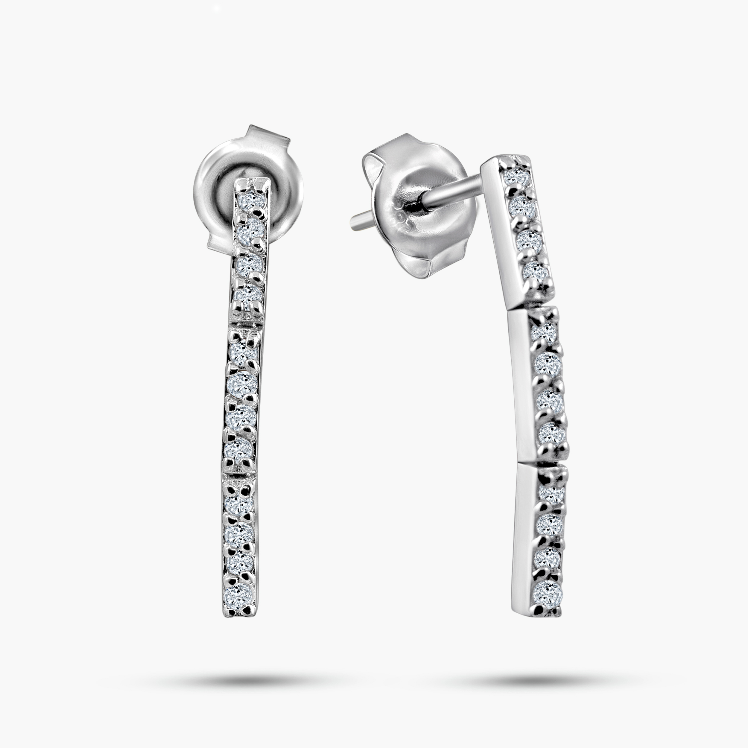 עגילי זהב 14K משובצים יהלומים בעיצוב קו תלוי 2 ס"מ