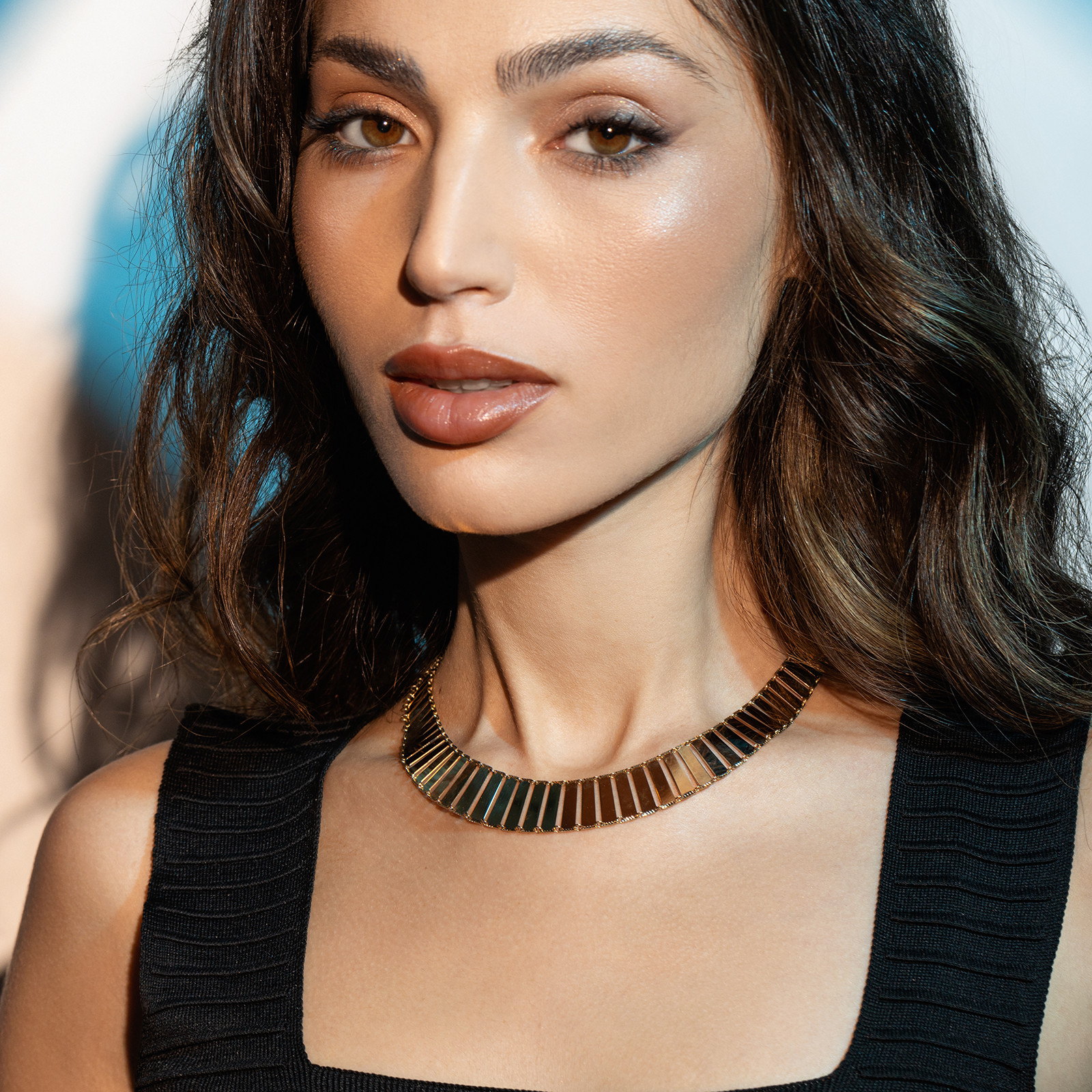 ענק זהב גמיש בסגנון הפרעונים