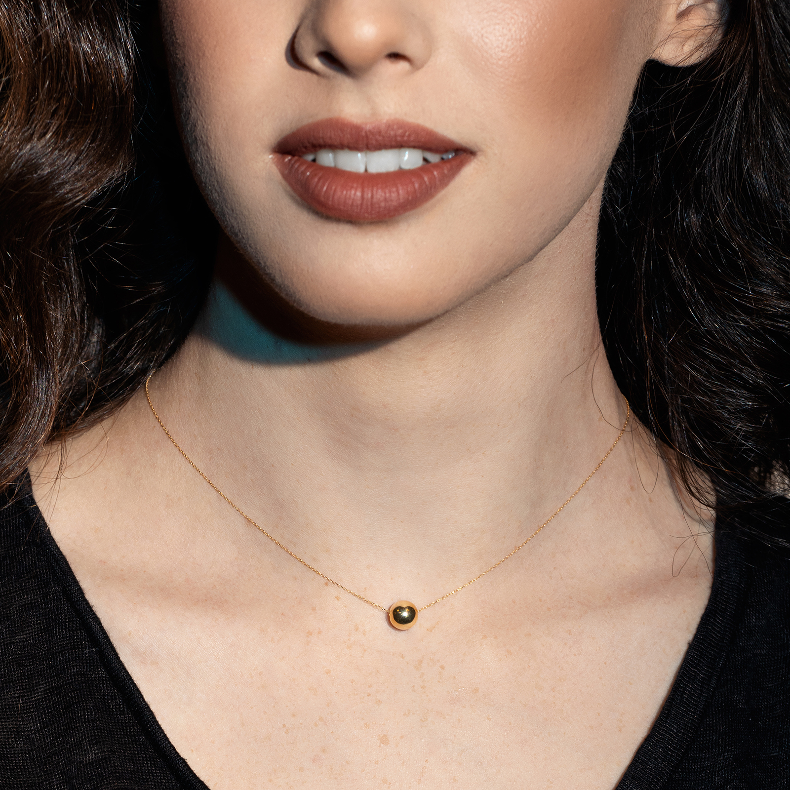 תליון כדור זהב ושרשרת זהב