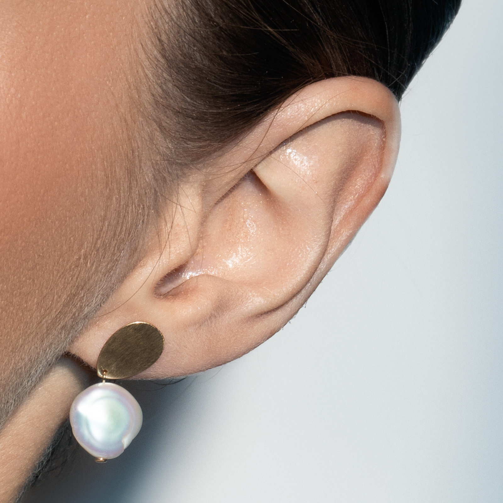 עגילי זהב עם פנינה