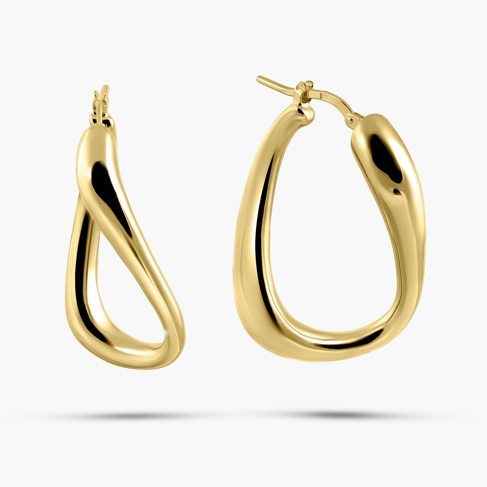 עגילי חישוק מזהב 14K במראה דינאמי ומלא תנועה