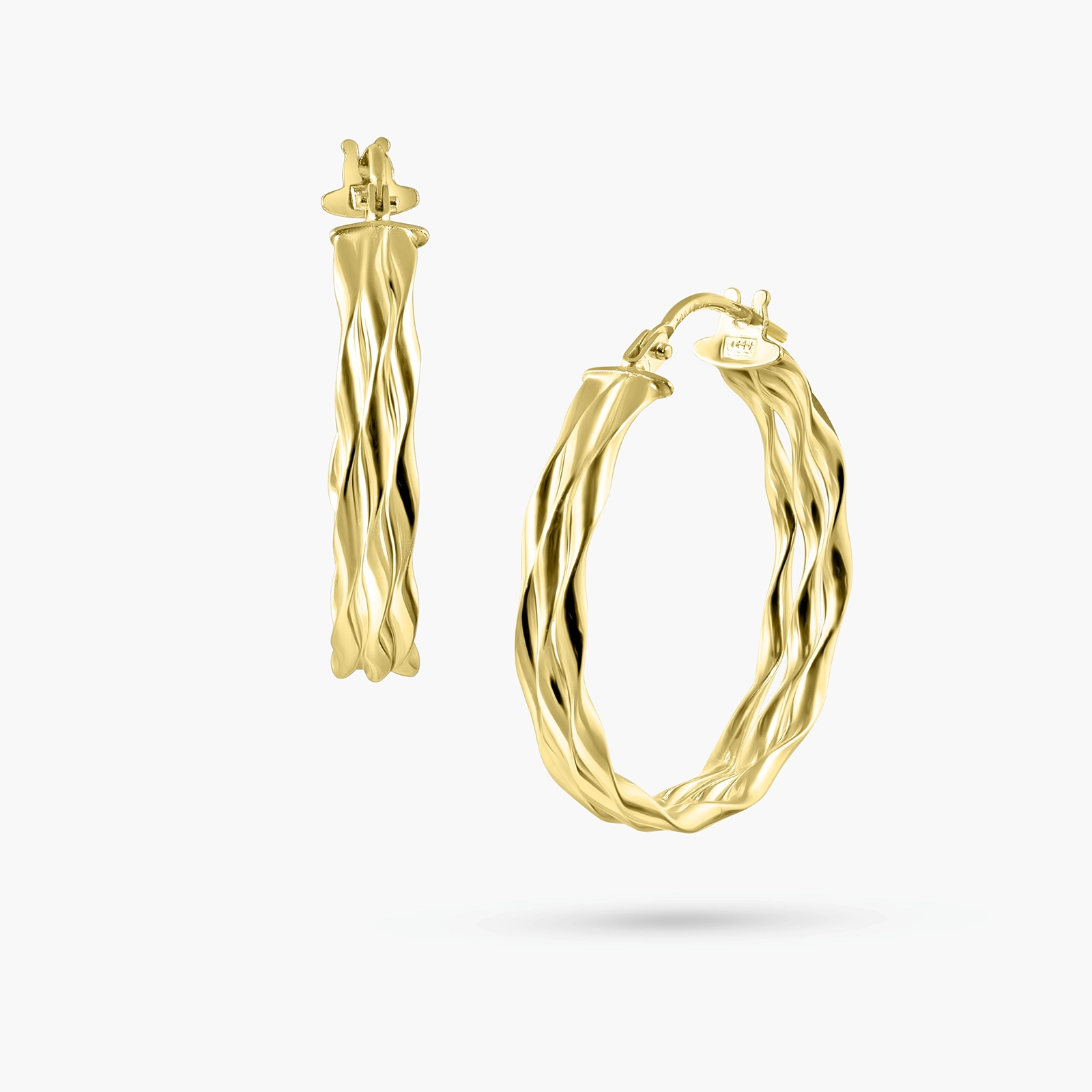 עגילי חישוק מזהב עם טוויסט גלי מלא תנועה