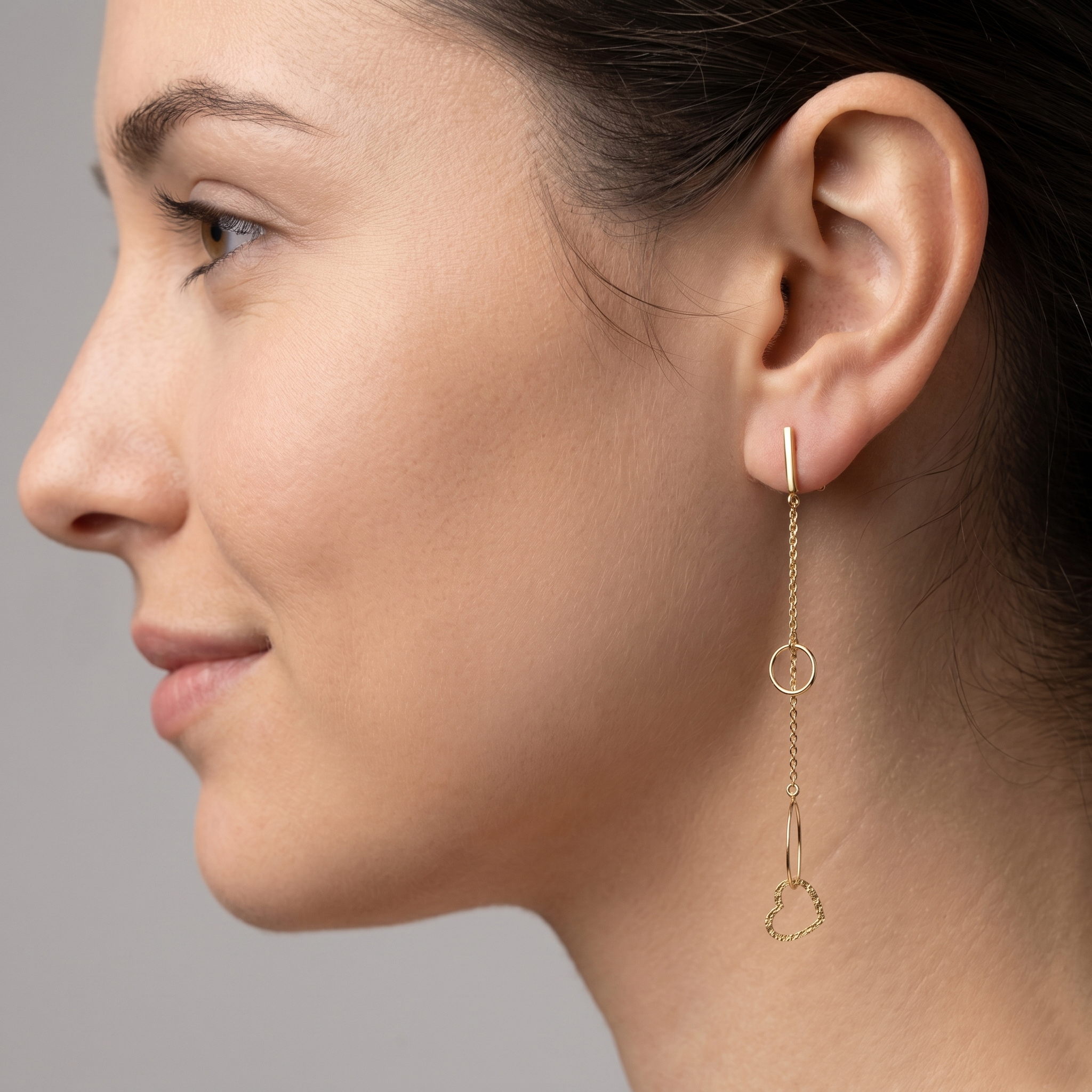 עגילי זהב 14K ארוכים עם אלמנט לבבות