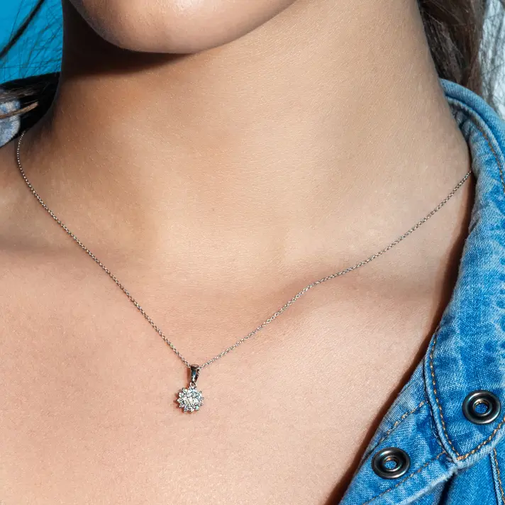 תליון שמש יהלומים