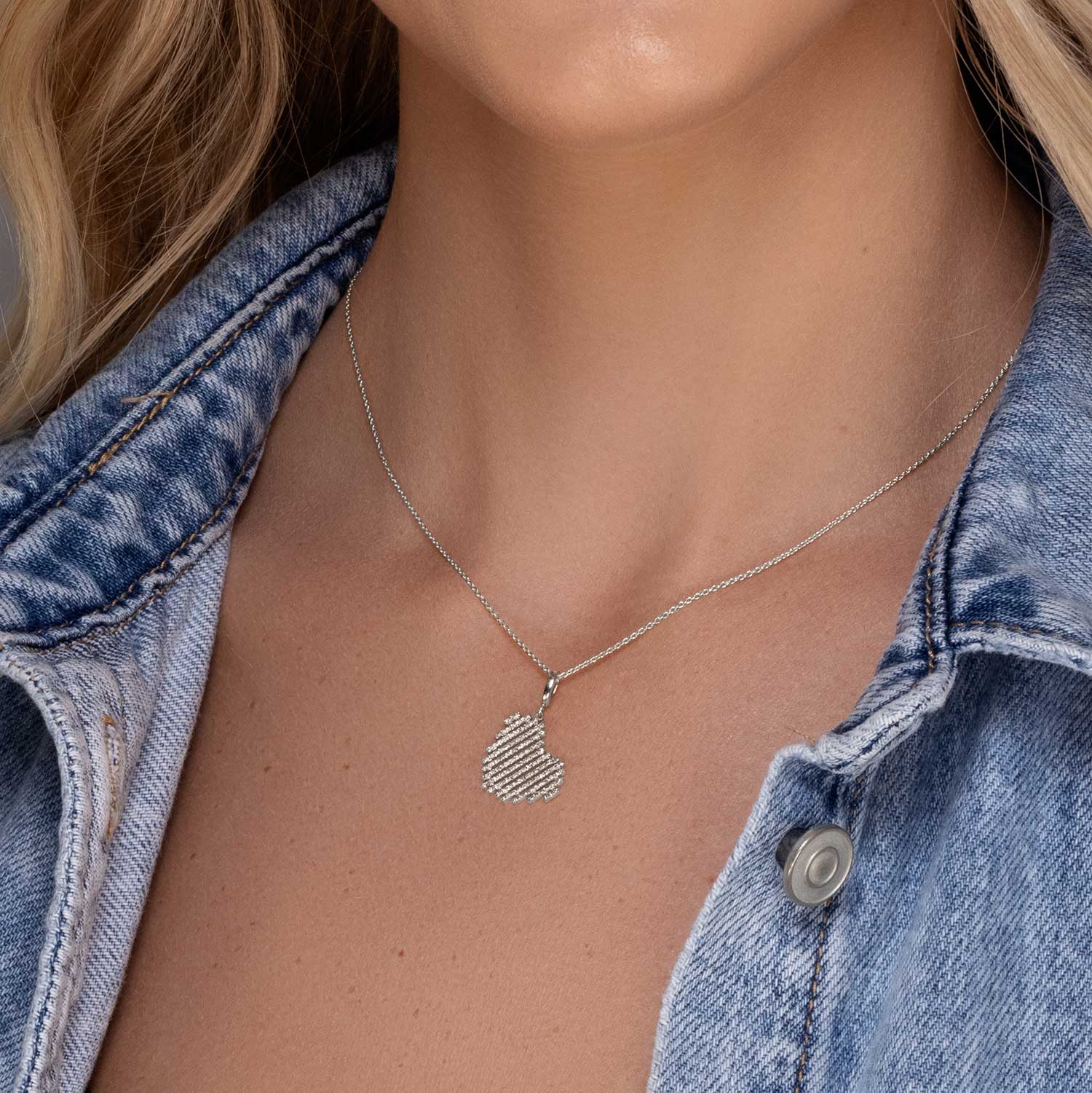 תליון לב זהב משובץ יהלומים