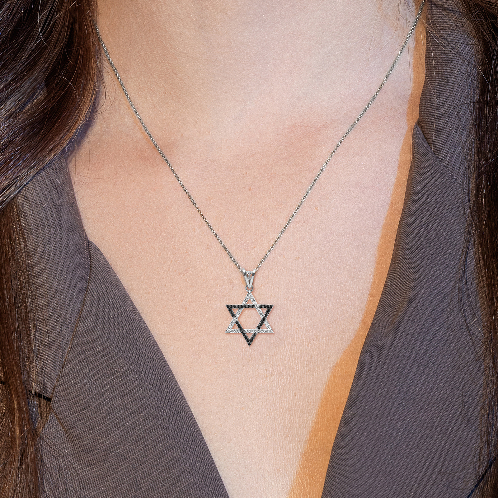 תליון מגן דוד משובץ יהלומים