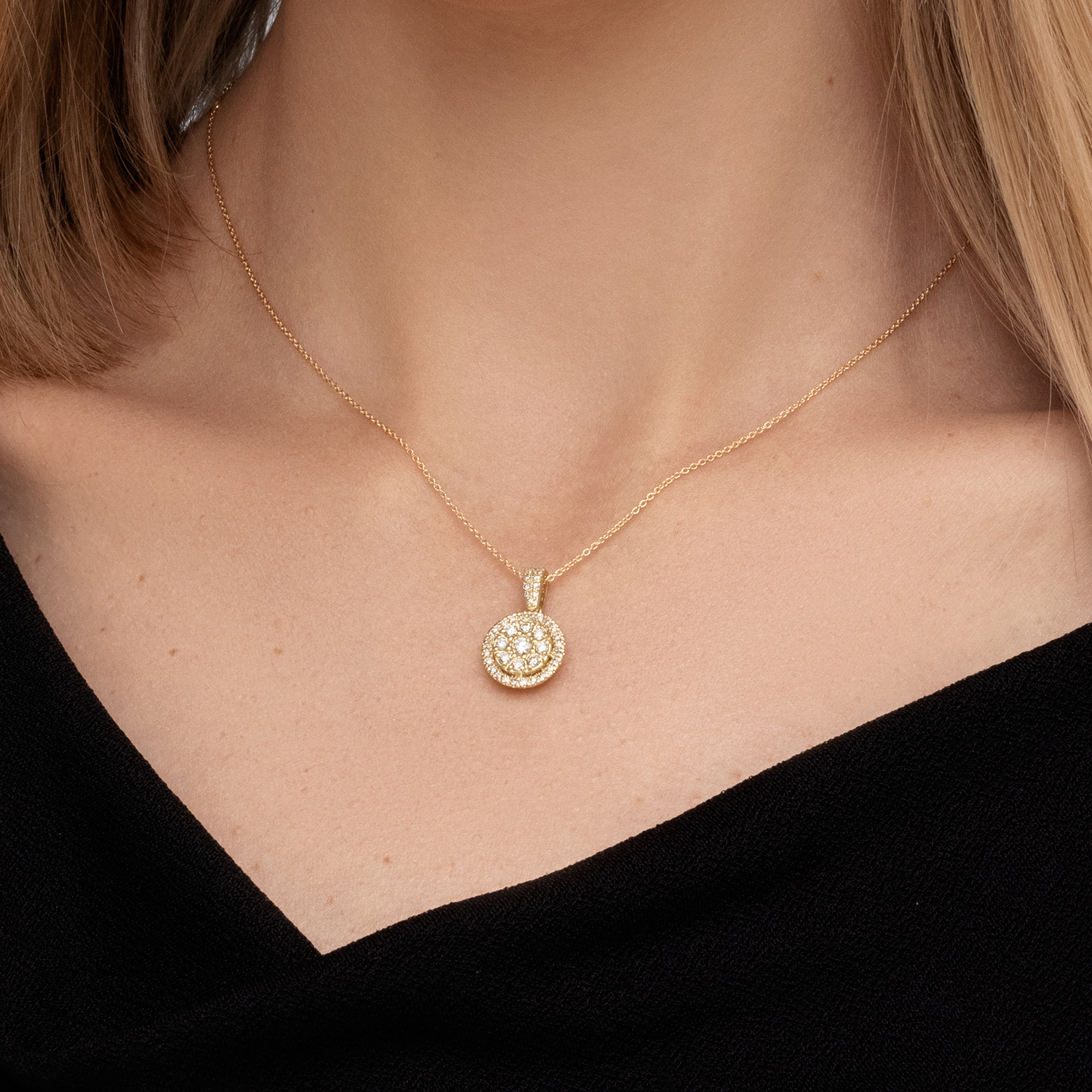 תליון זהב פרח יהלומים