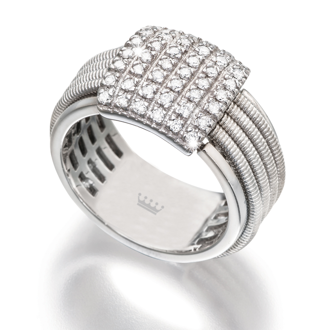 טבעת יהלומים