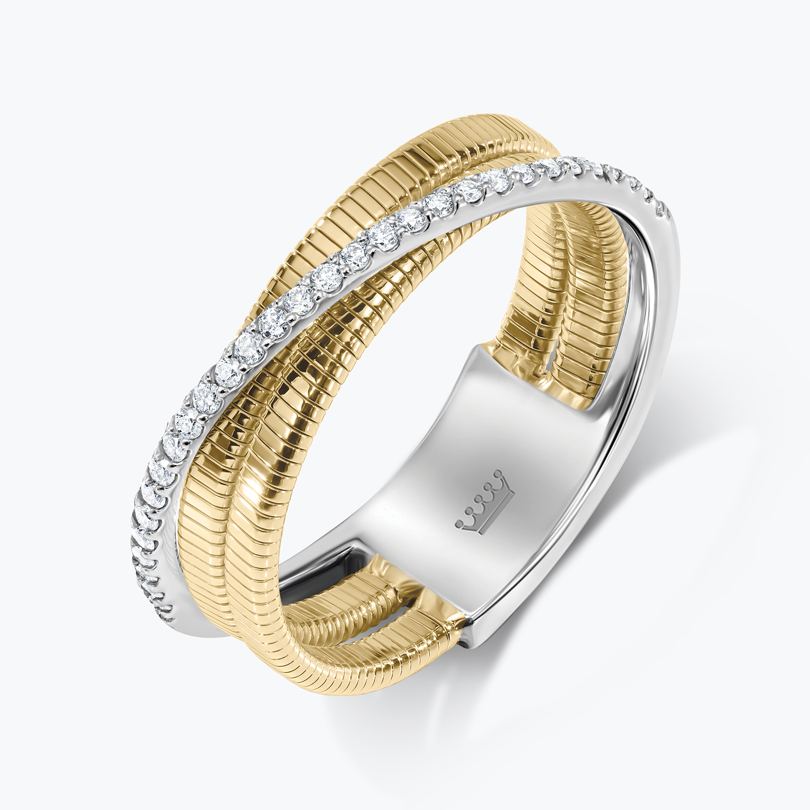 טבעת זהב כולה מוקפת טבעת יהלומים