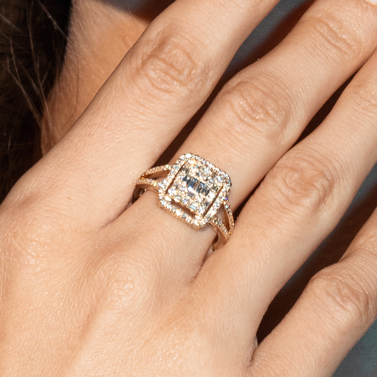 טבעת יהלומי באגט מרובעת