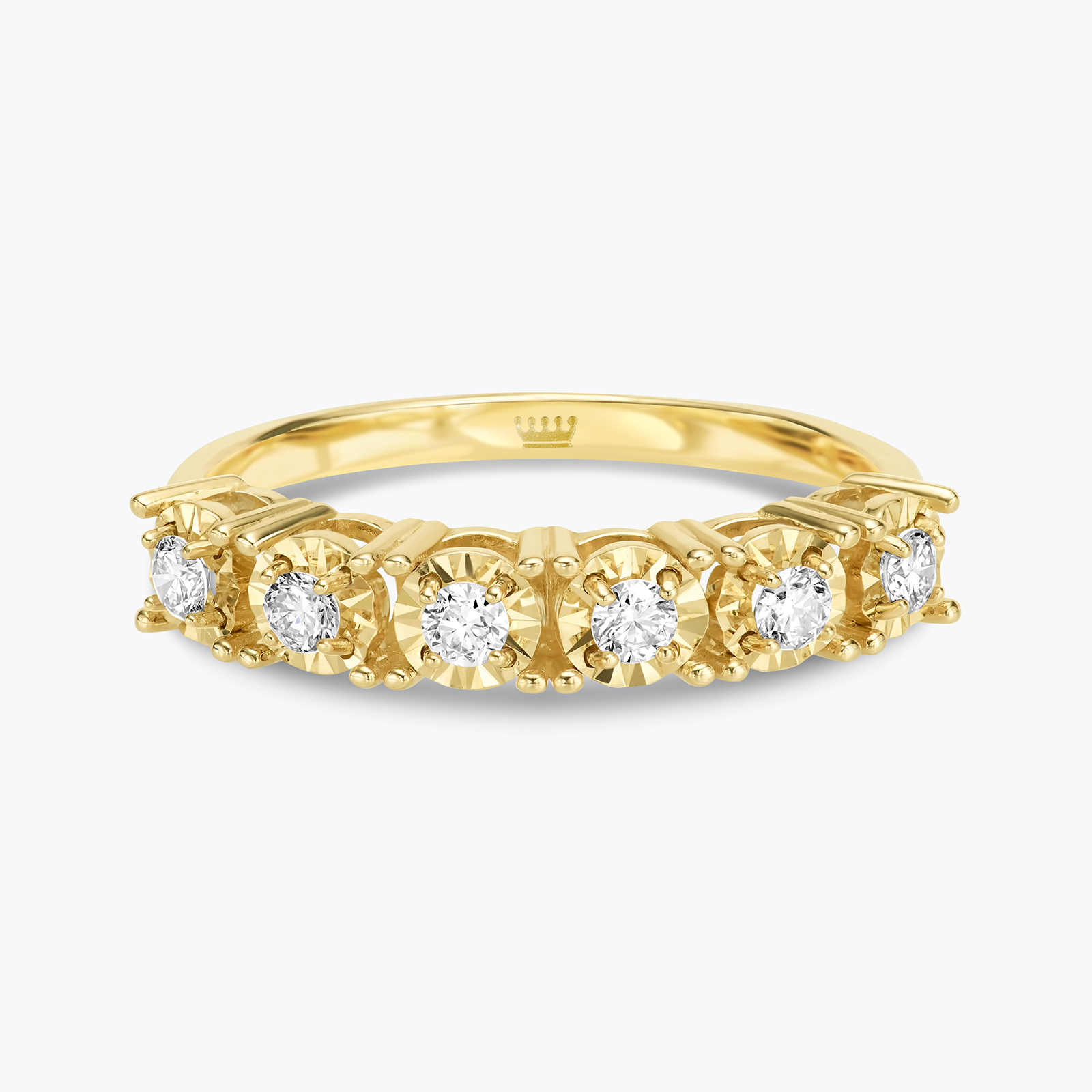 טבעת חצי נישואין משובצת יהלומים