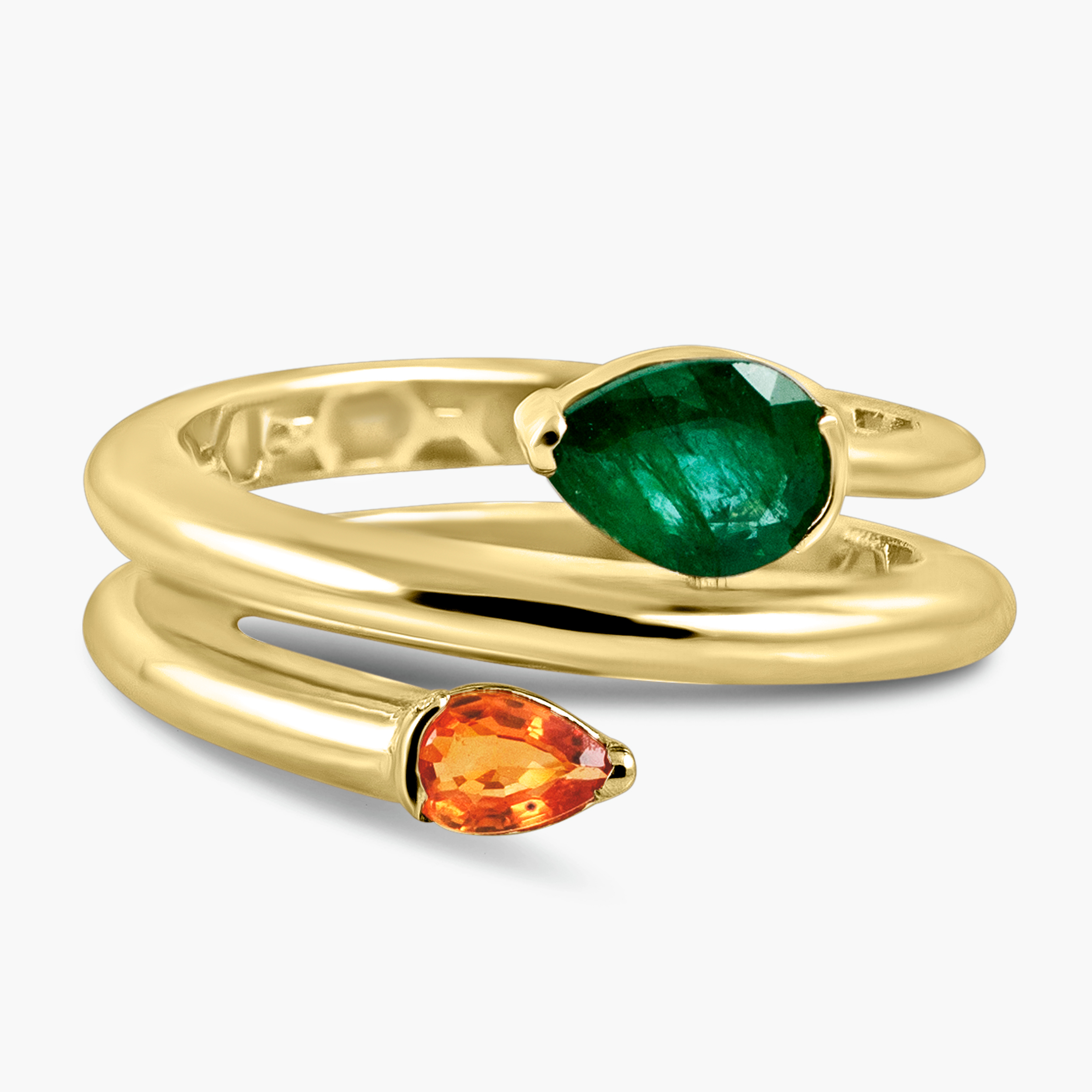 טבעת זהב 14K משובצת אבני אמרלד וספיר