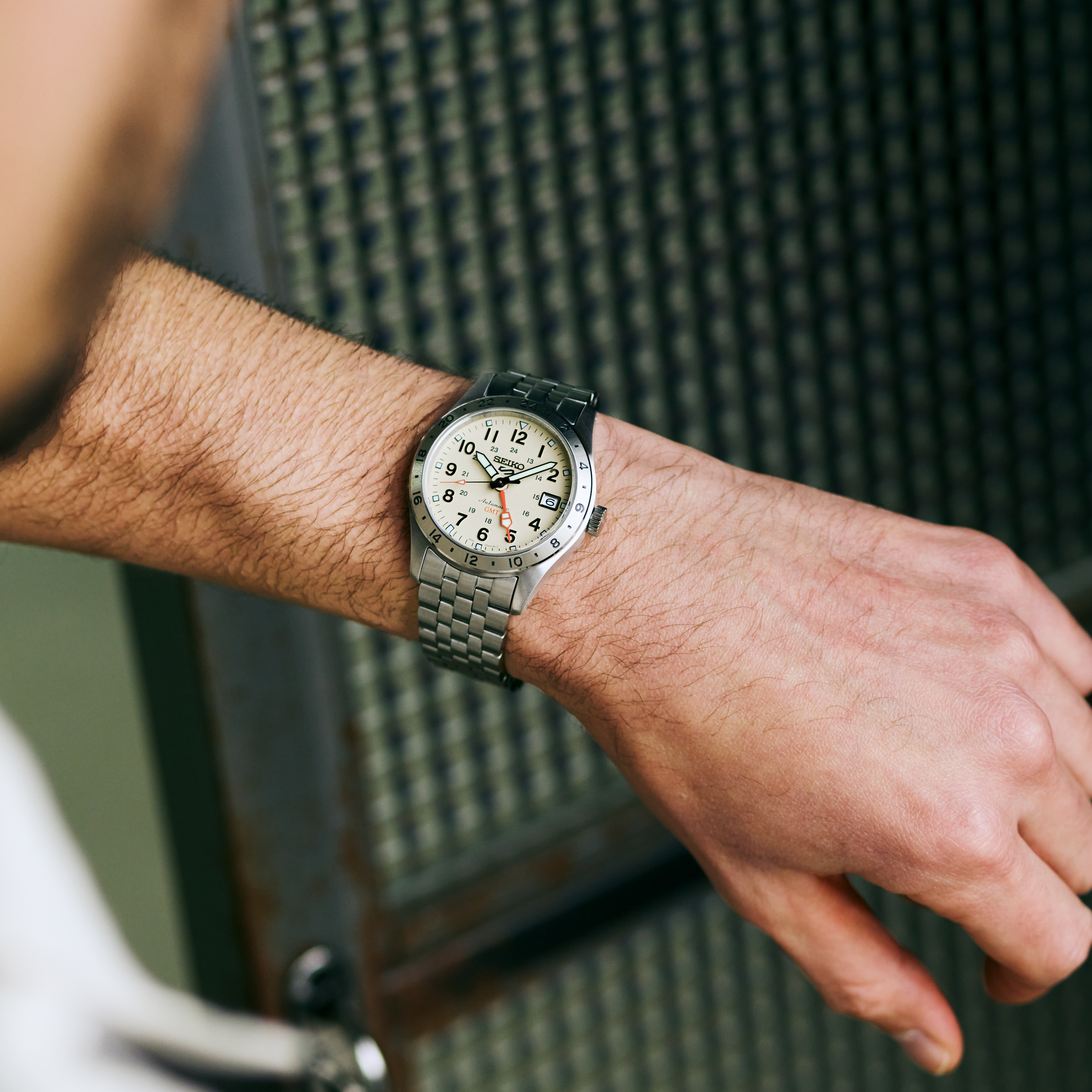 שעון  SEIKO 5 SPORT