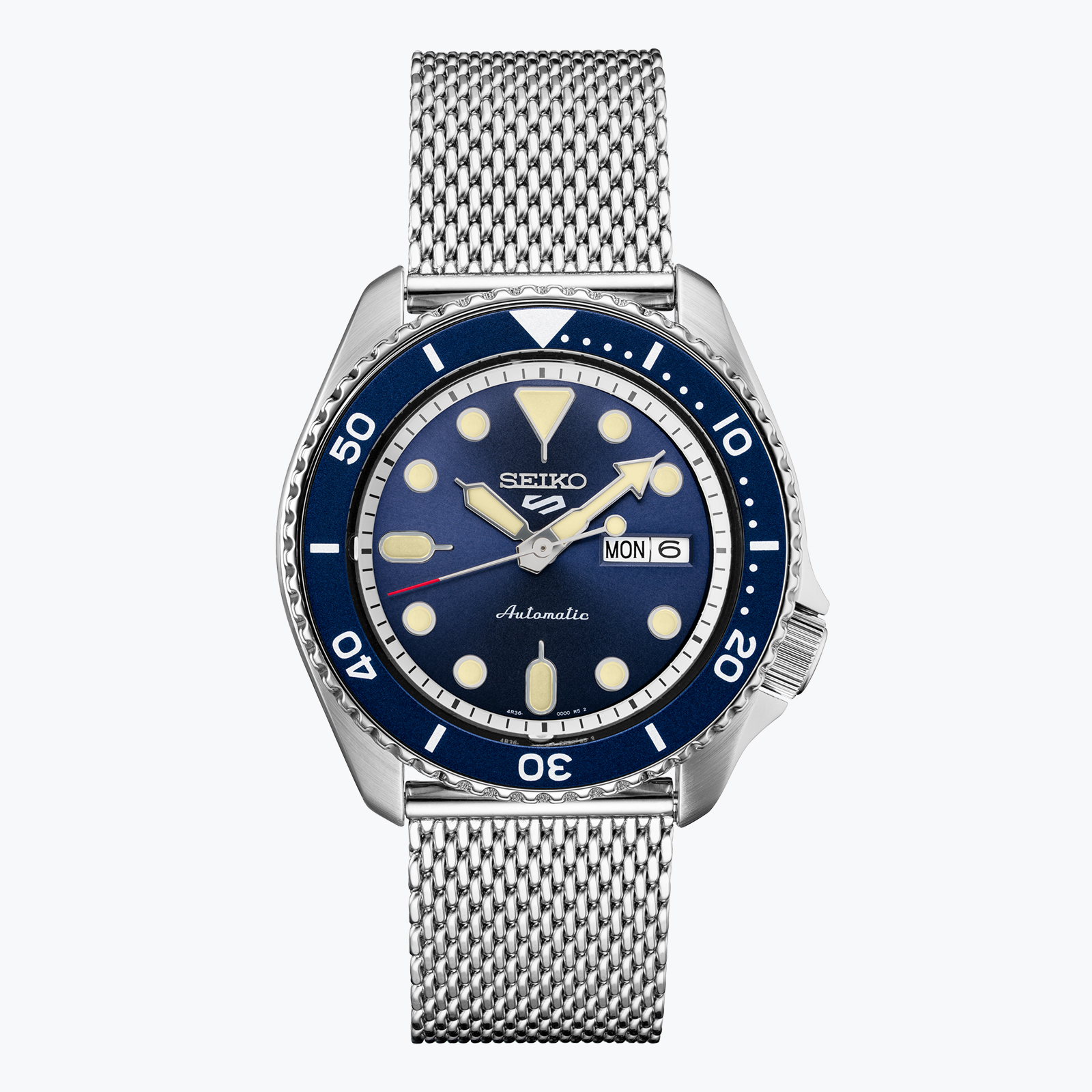 שעון SEIKO 5 SPORT עם לוח כחול וצמיד MESH אופנתי