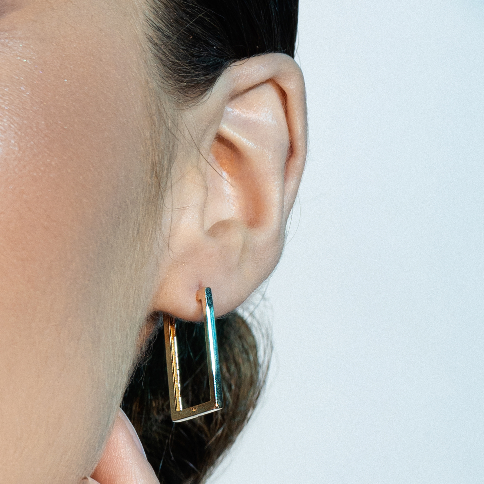 עגילי זהב מלבנים