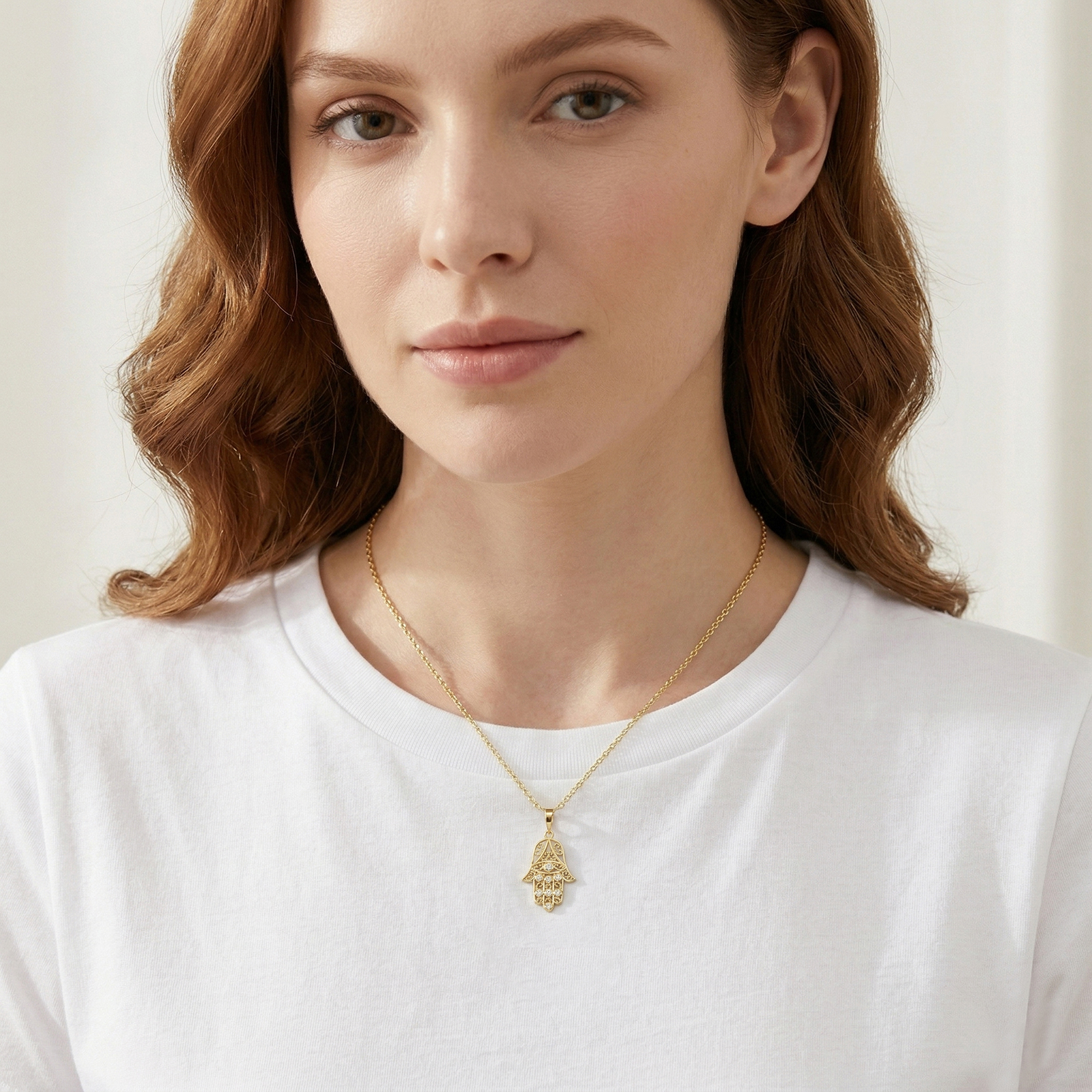 תליון חמסה בזהב 14K משובץ זרקונים