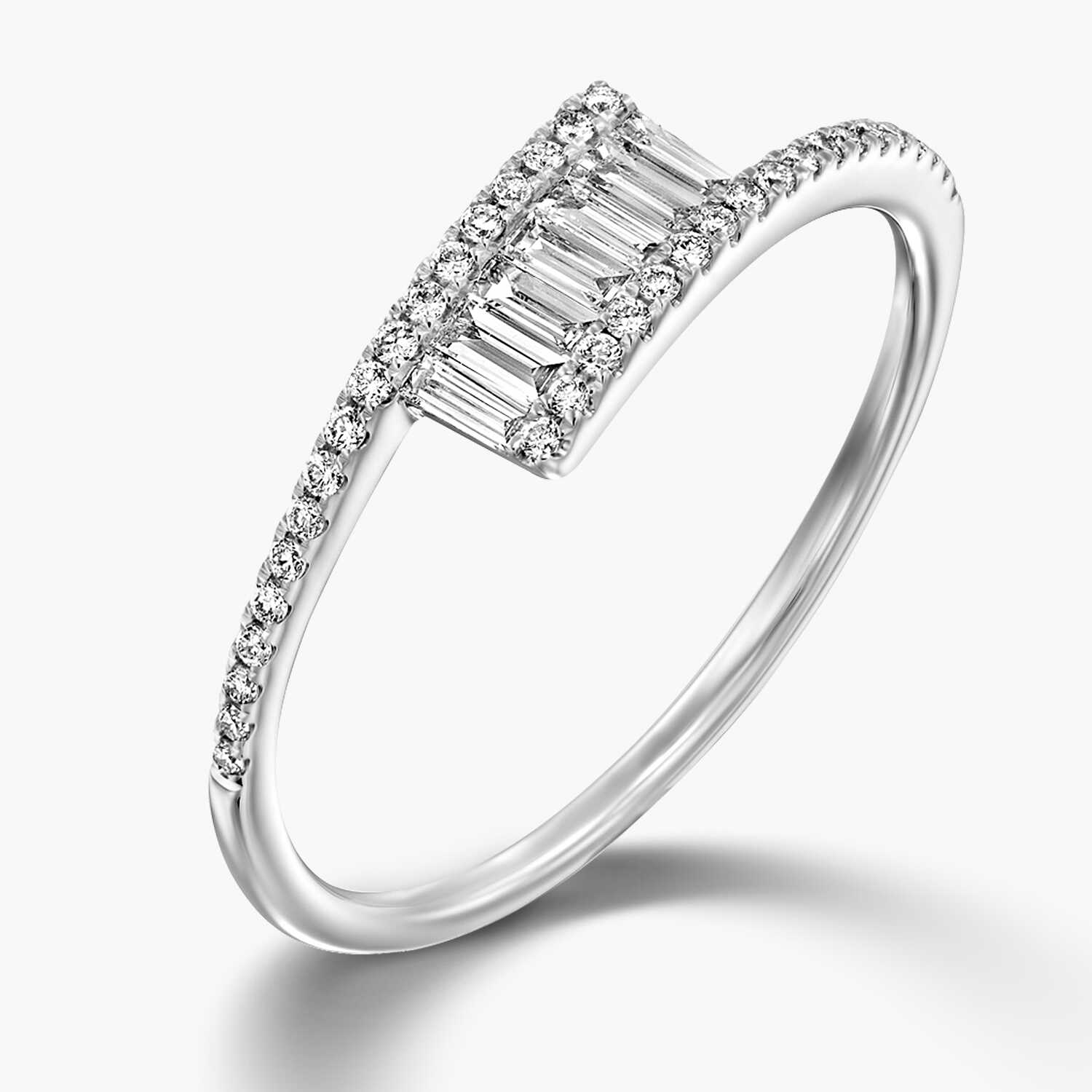 טבעת יהלומי בחיתוך באגט