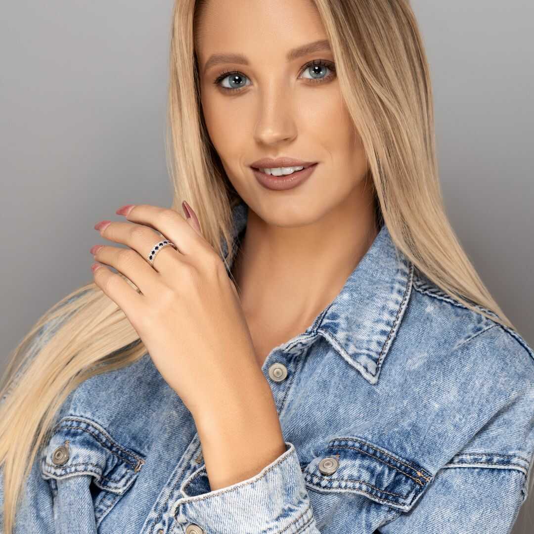 טבעת ספיר ויהלומים