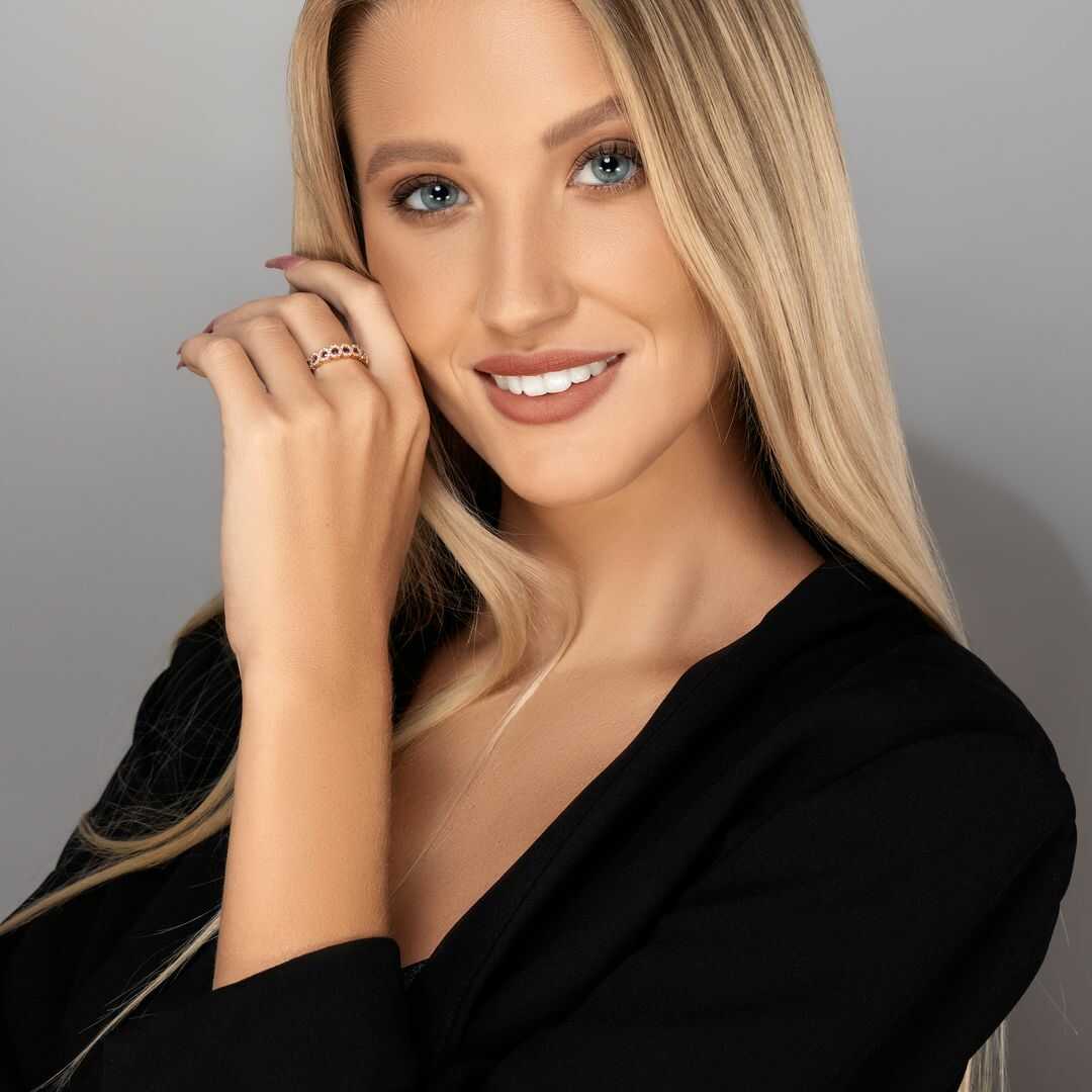 טבעת יהלום עם אבני רובי