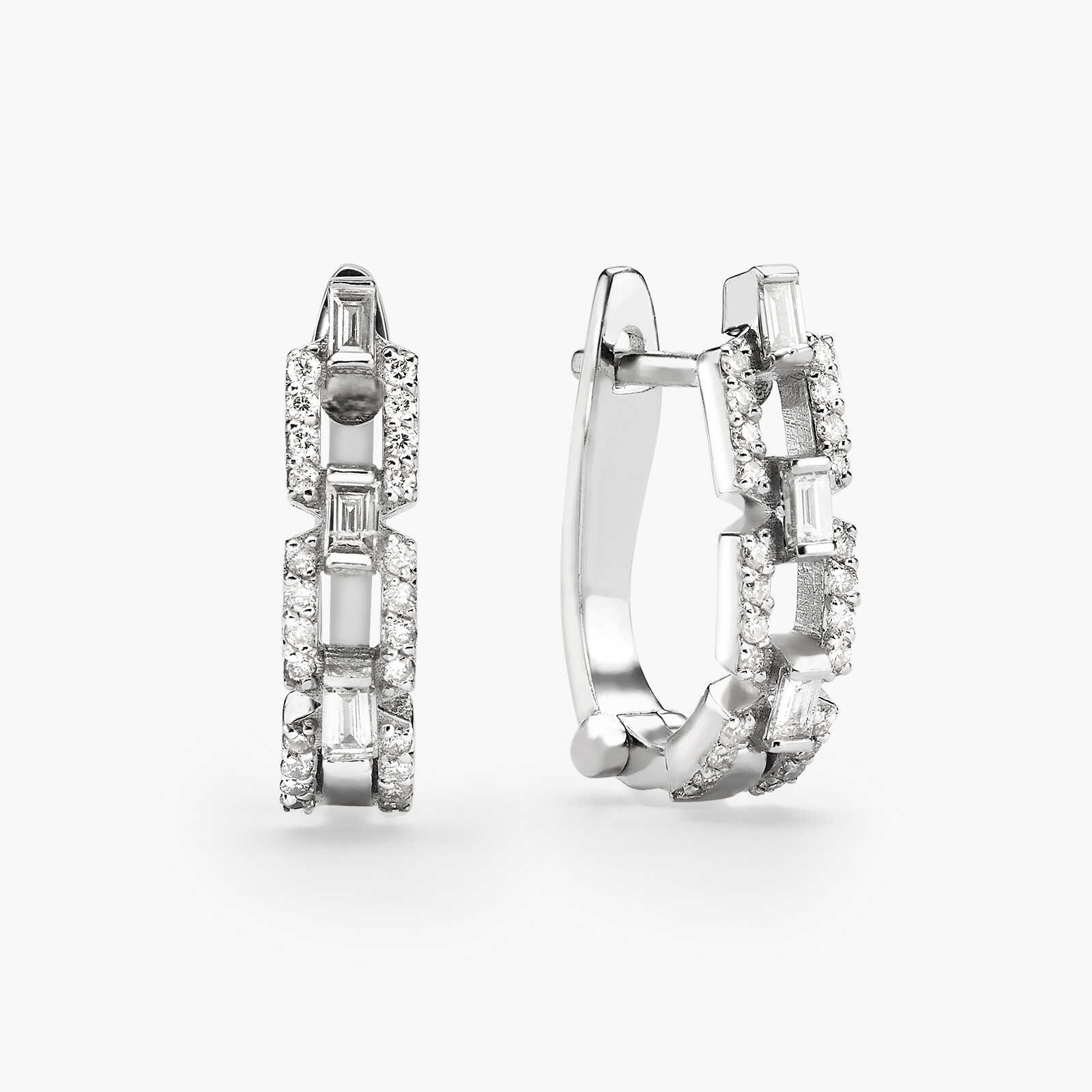 עגילי זהב משובצים יהלומים