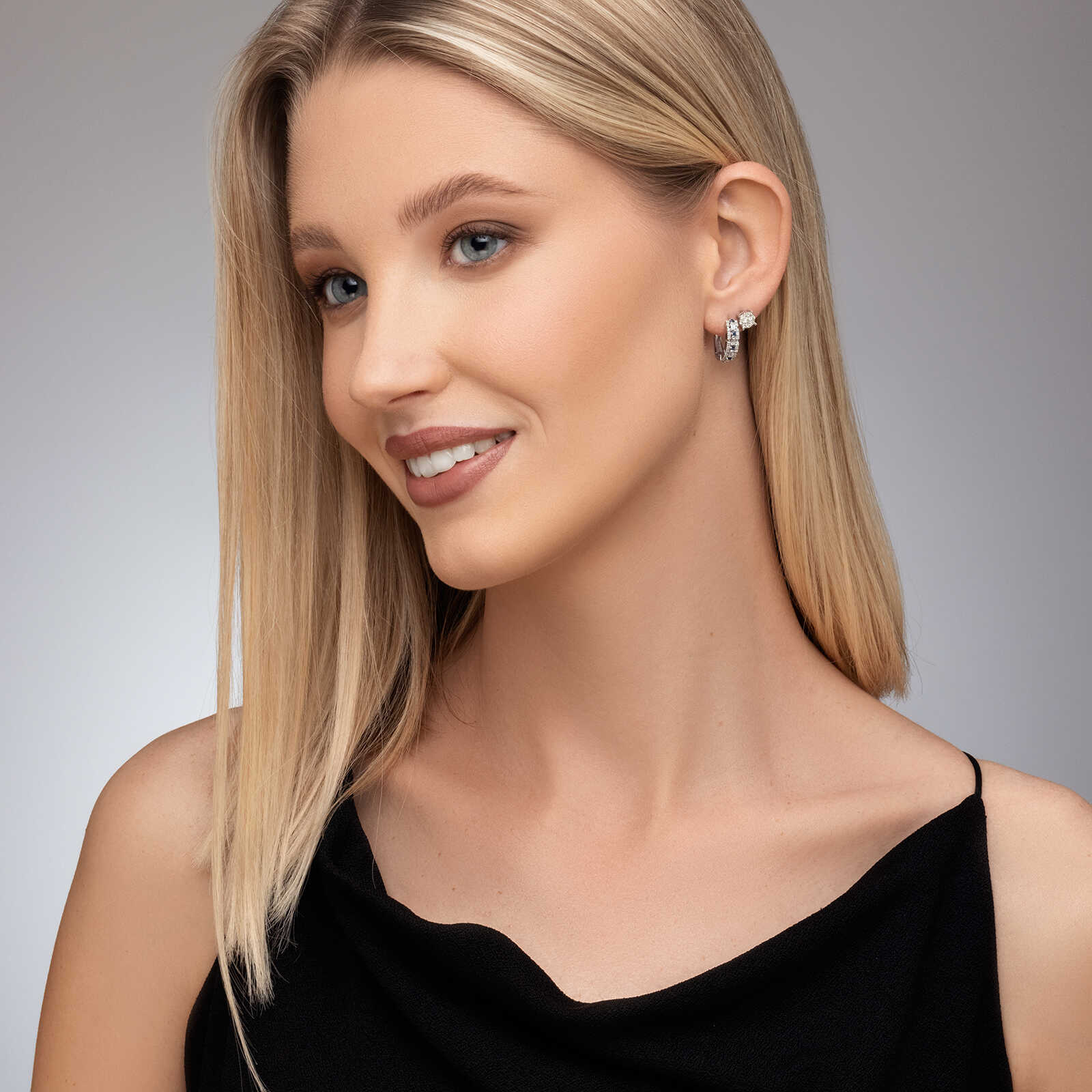 עגילי יהלום וספירים