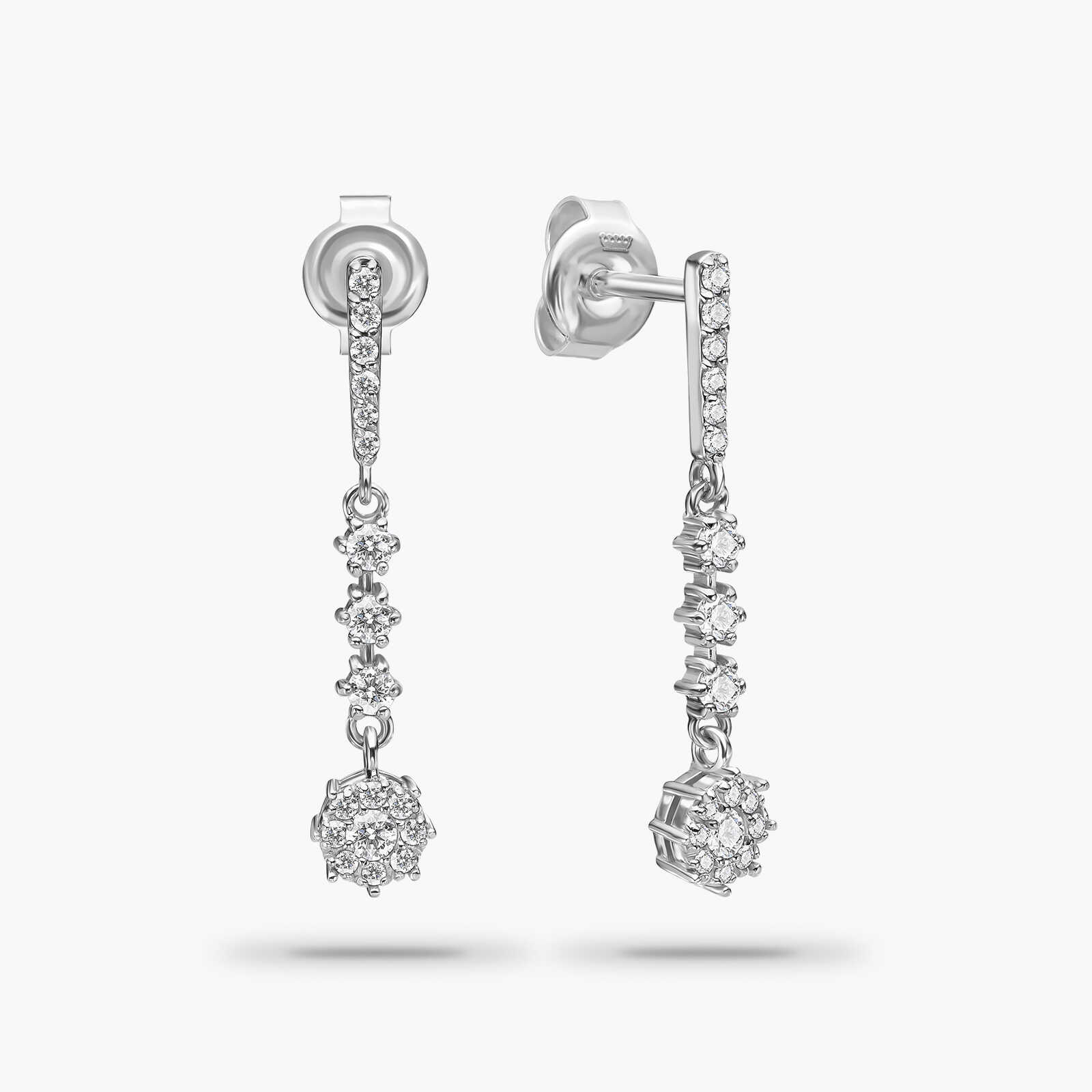 עגילי זהב באורך 2.3 ס"מ משובצים יהלומים