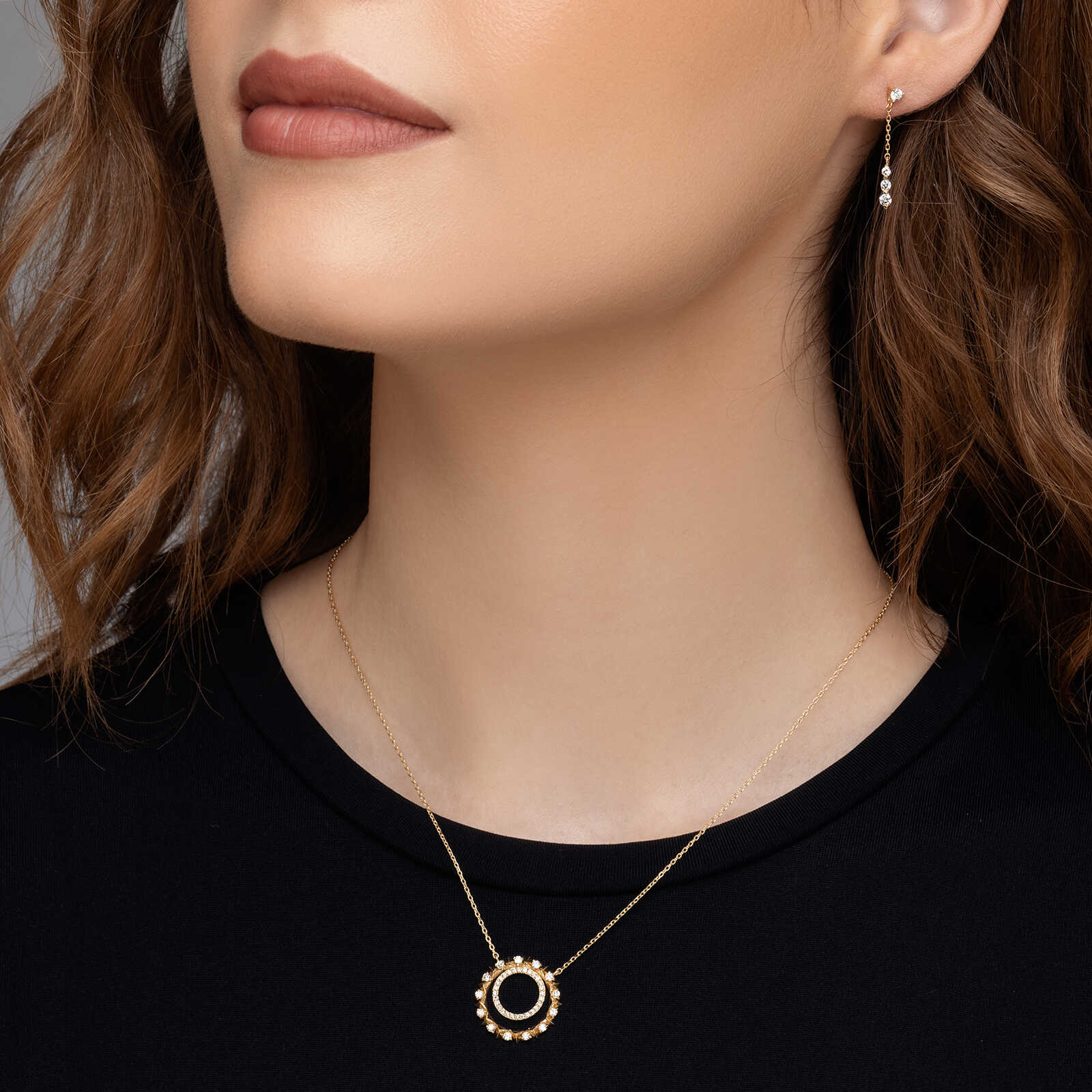 עגילי ג'יאנה משובצים יהלומים