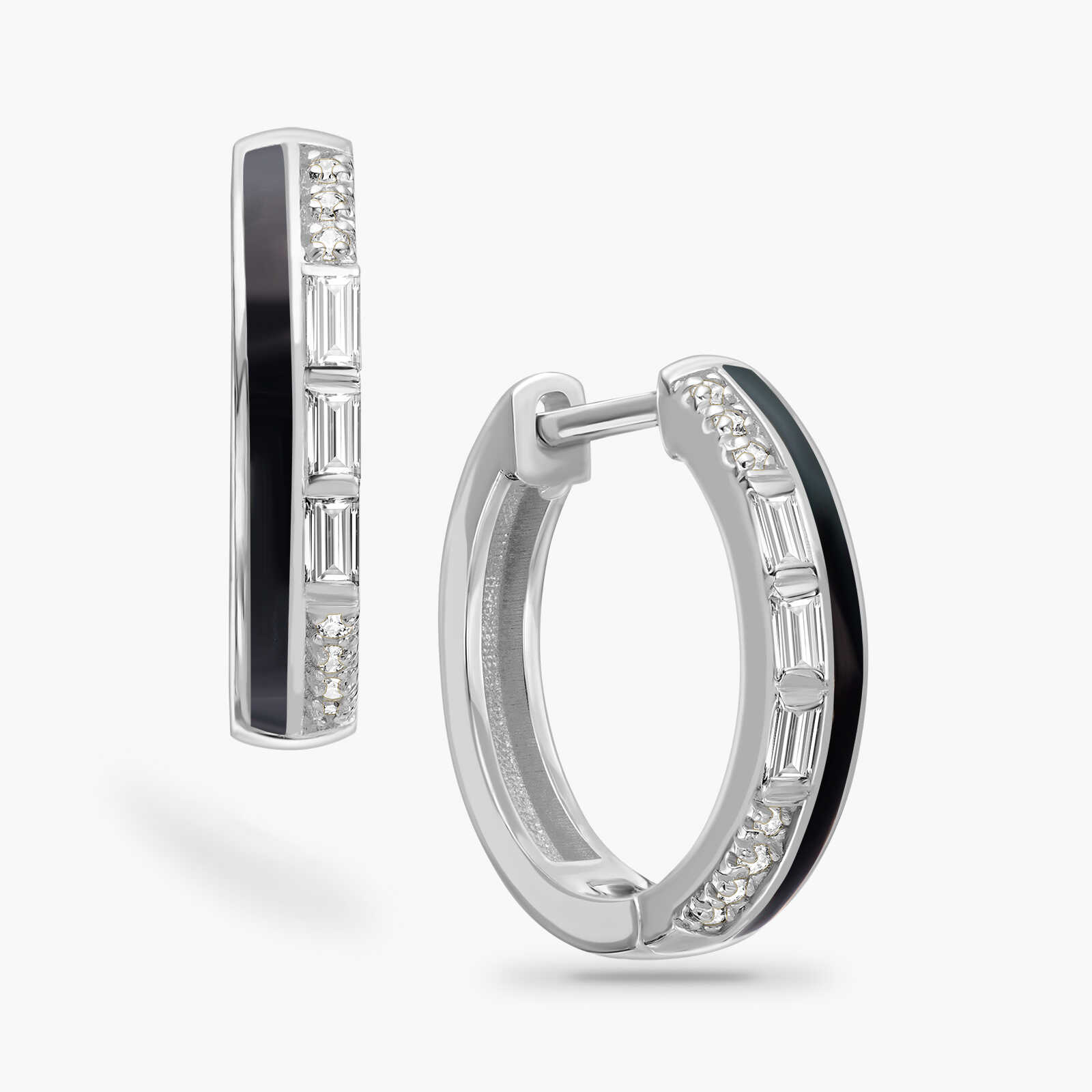 עגילי זהב מסדרת Black Series משובצים יהלומים ופס אמייל שחור