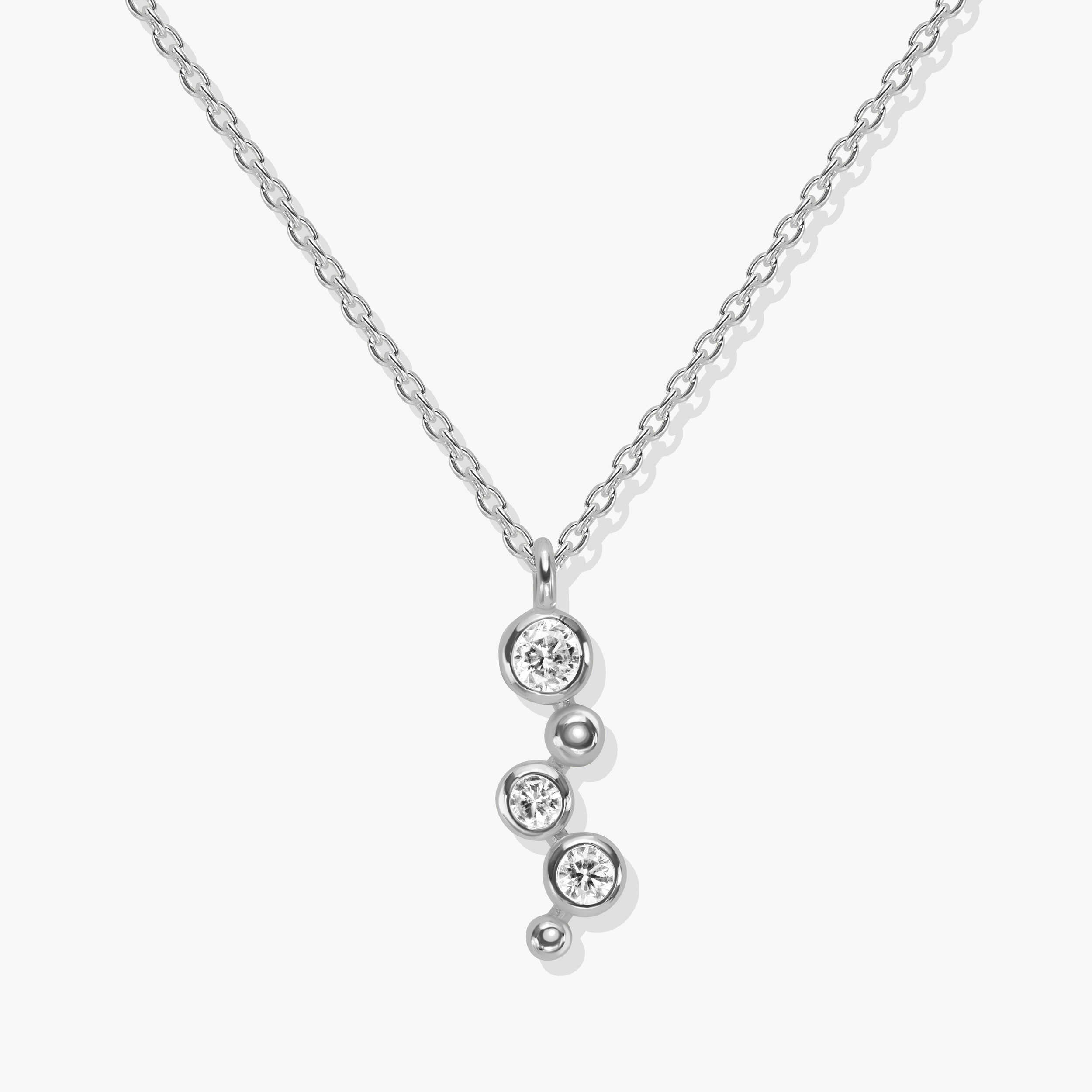 תליון אשכול זהב בשיבוץ יהלומים