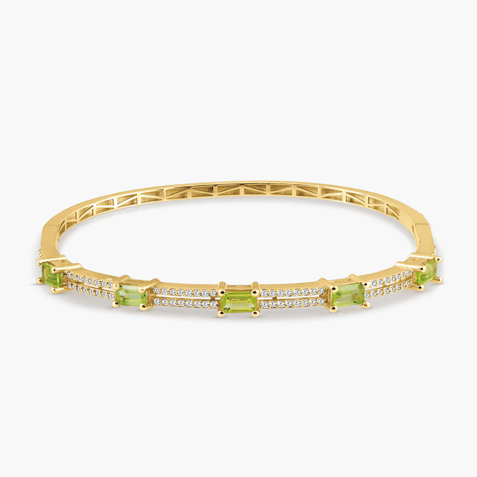 צמיד קשיח משובץ יהלומים ופרידוט