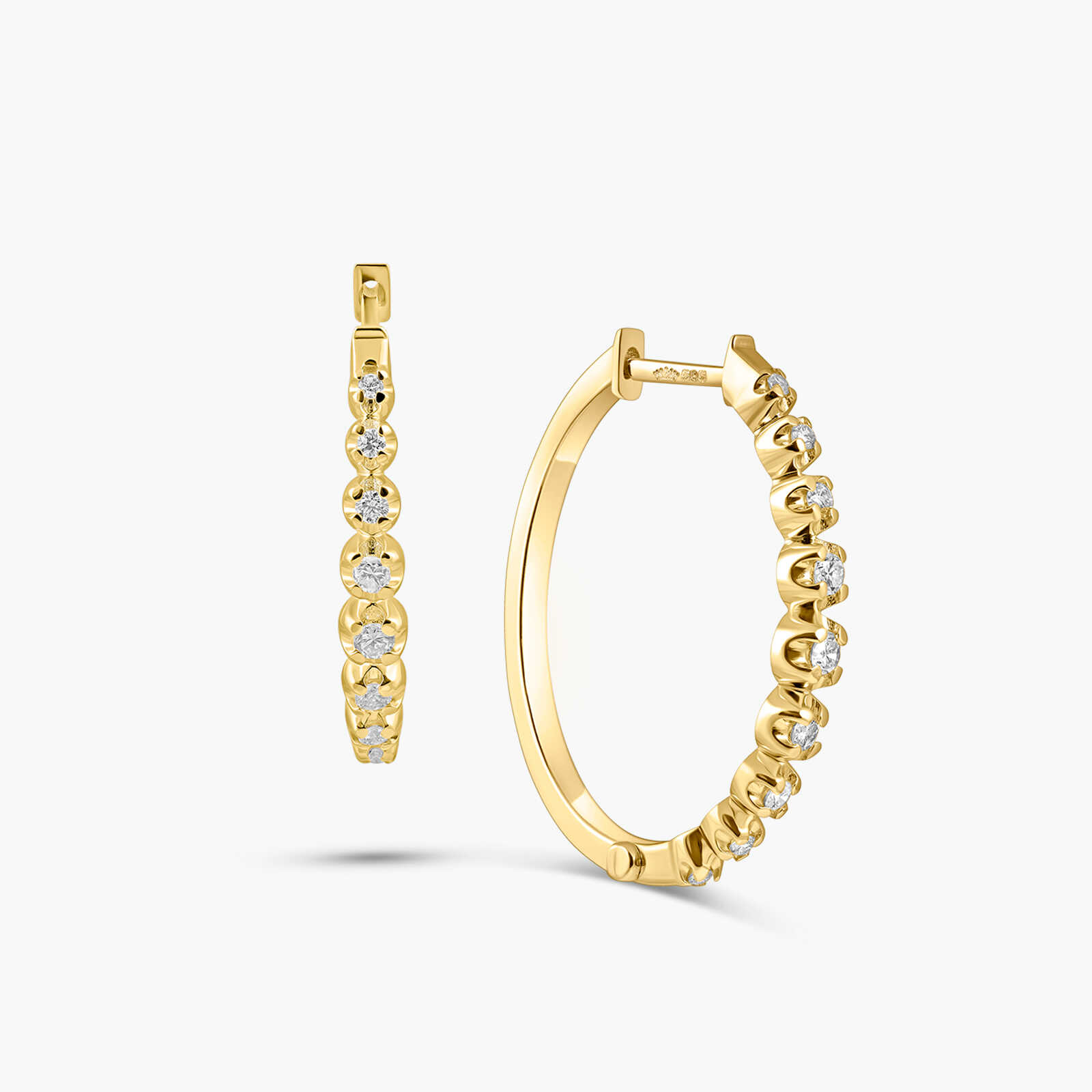 עגילי חישוקים מזהב 14K בשיבוץ יהלומים