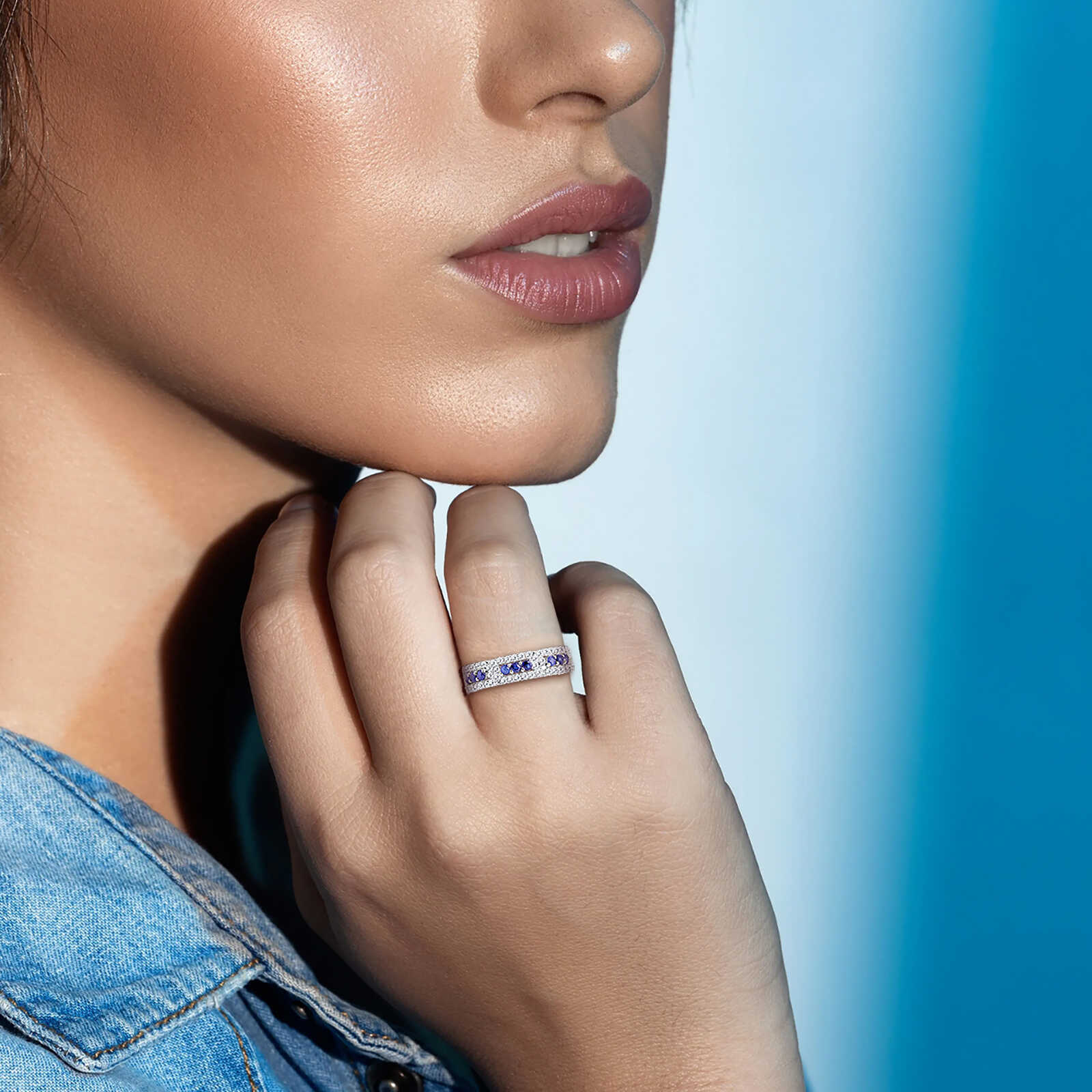 טבעת יהלומים ובלו ספיר