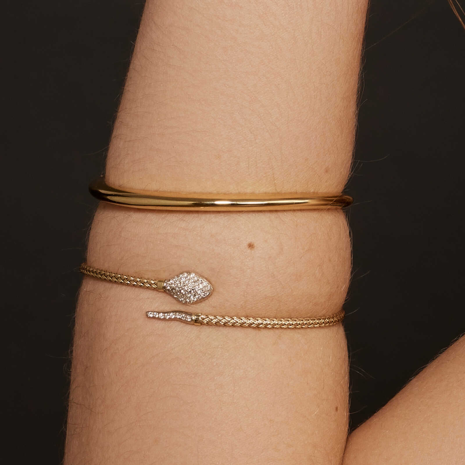 צמיד נחש היהלומים