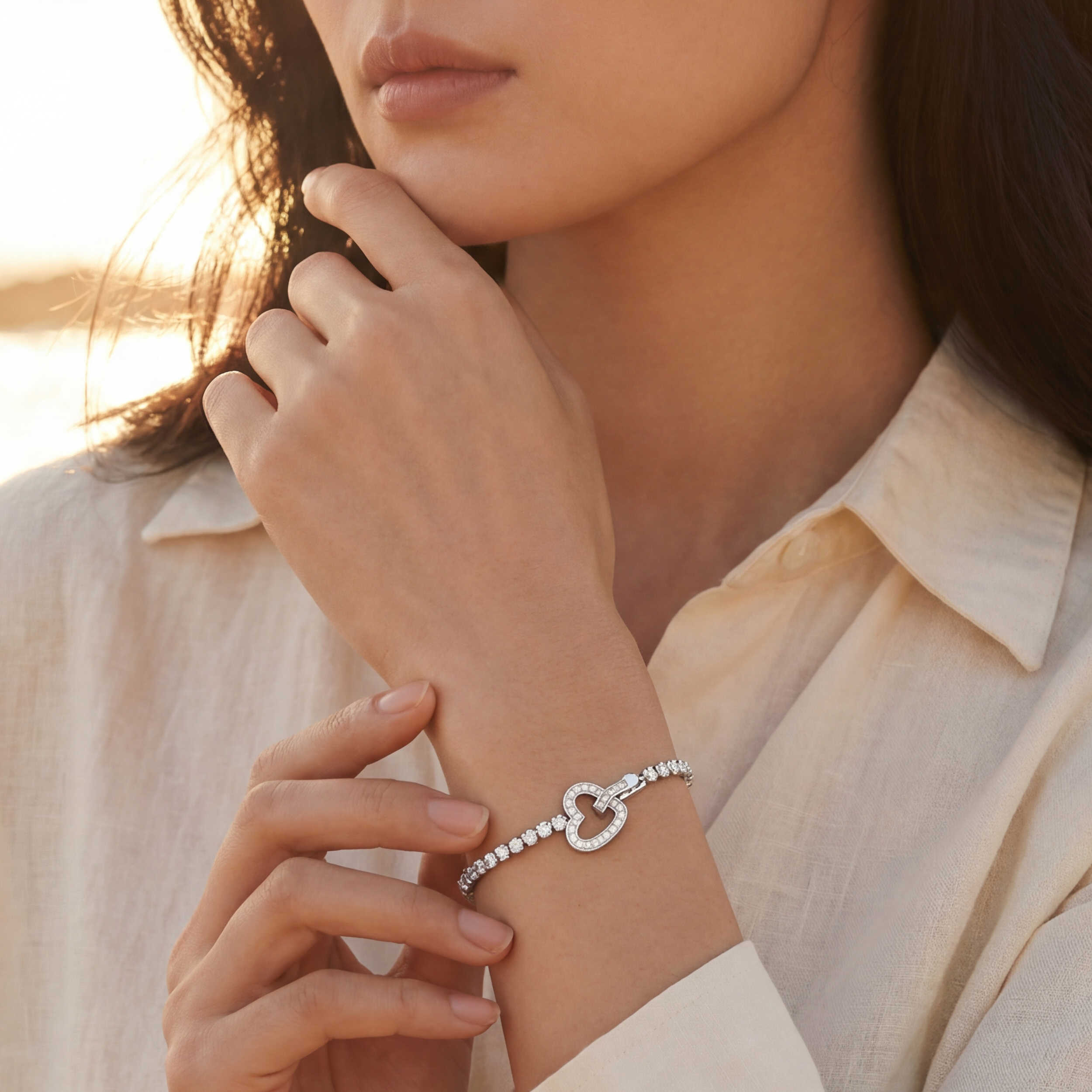 צמיד זהב 14K ויהלומים עם לב