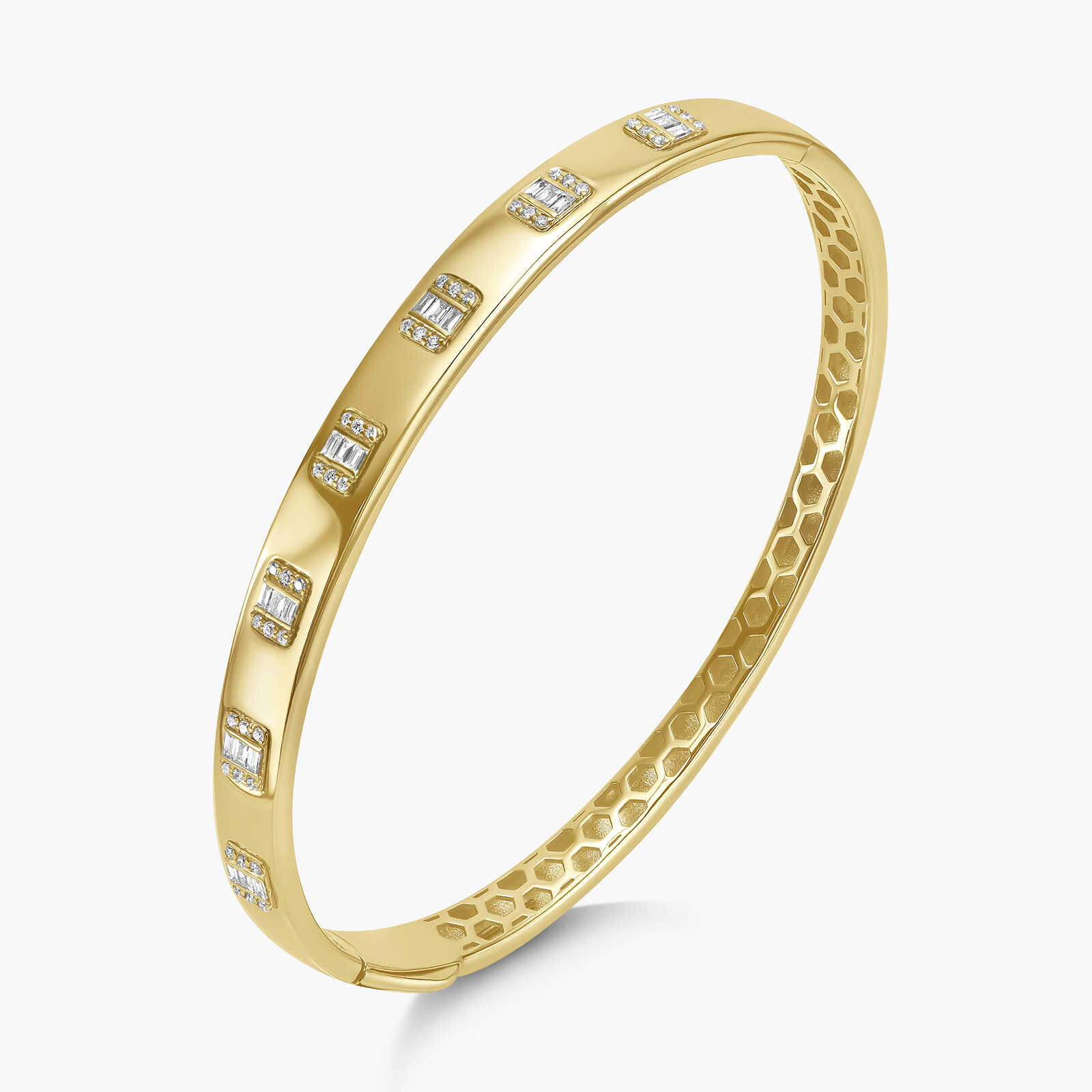 צמיד זהב קשיח משובץ יהלומים