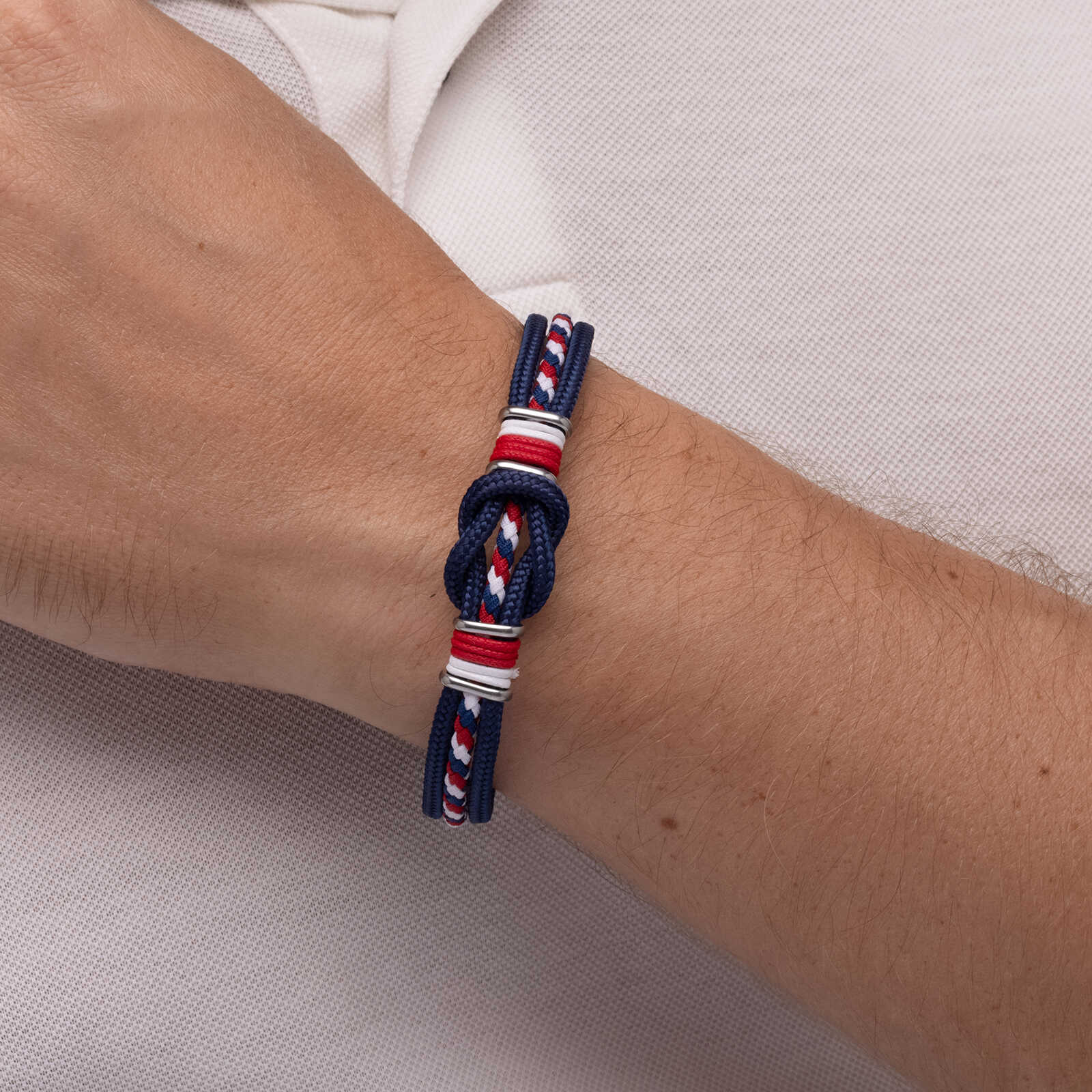 צמיד לגבר ליאו - עור, פוליאסטר ופלדה