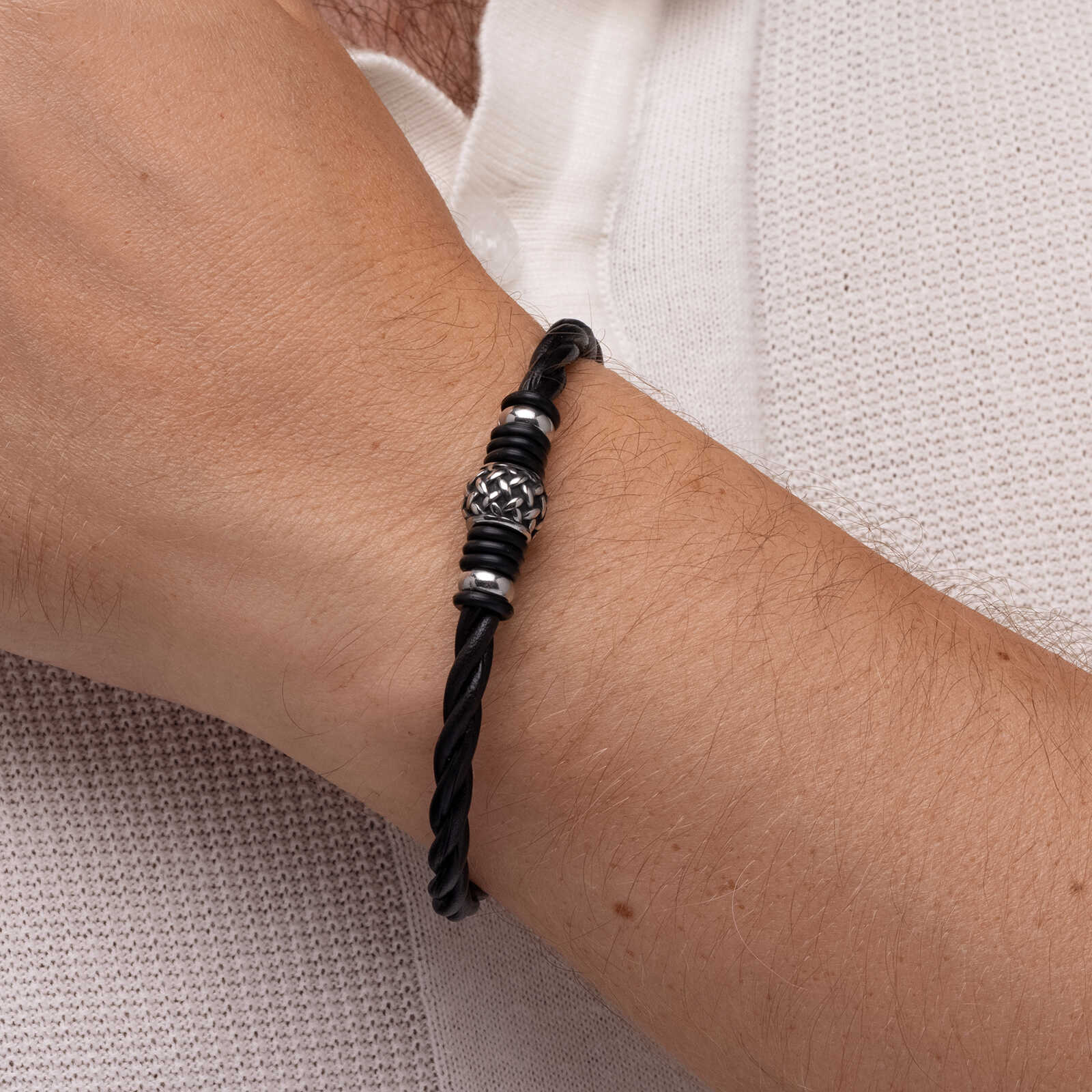 צמיד לגבר יהונתן- עור ופלדה