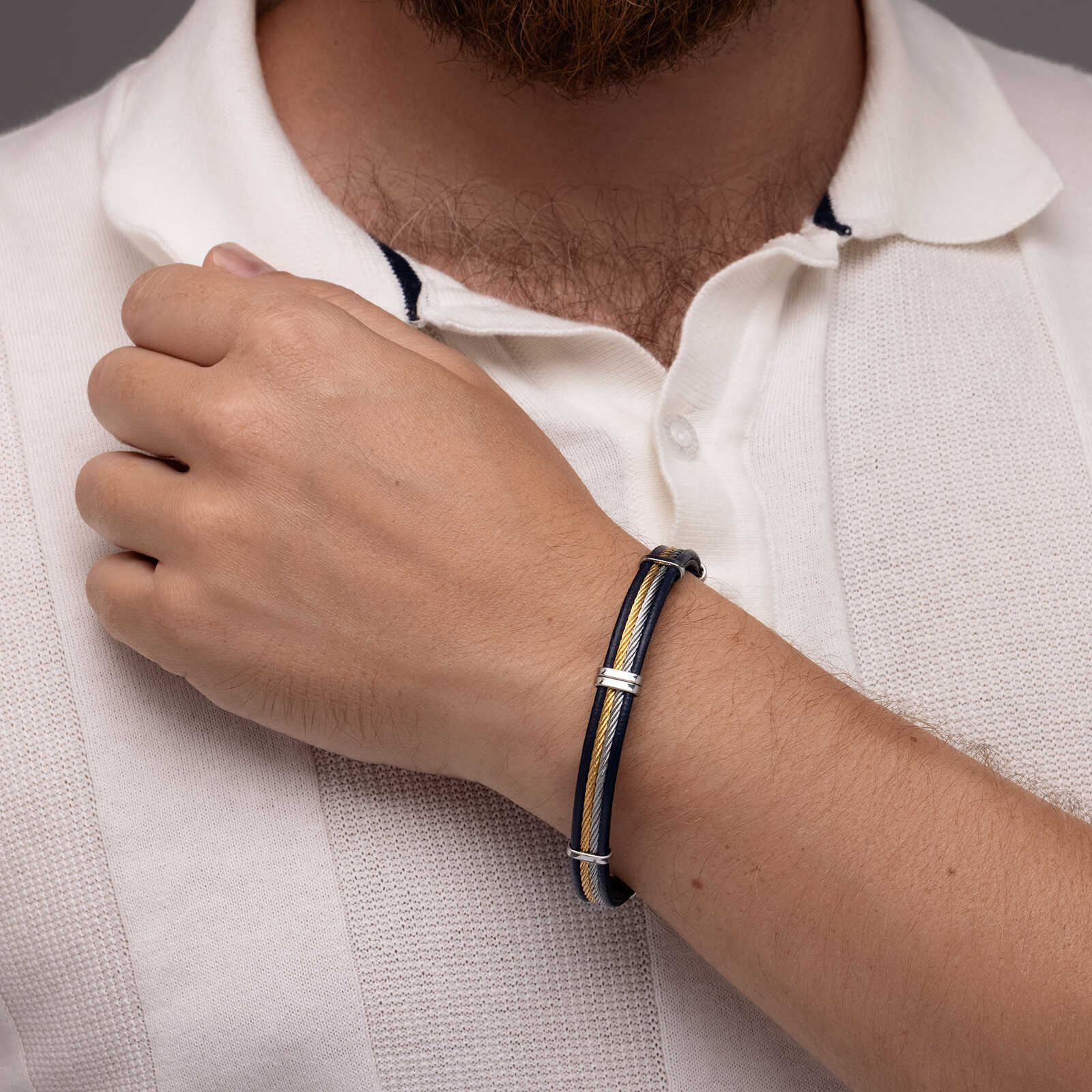 צמיד לגבר- לביא עור ופלדת אל חלד