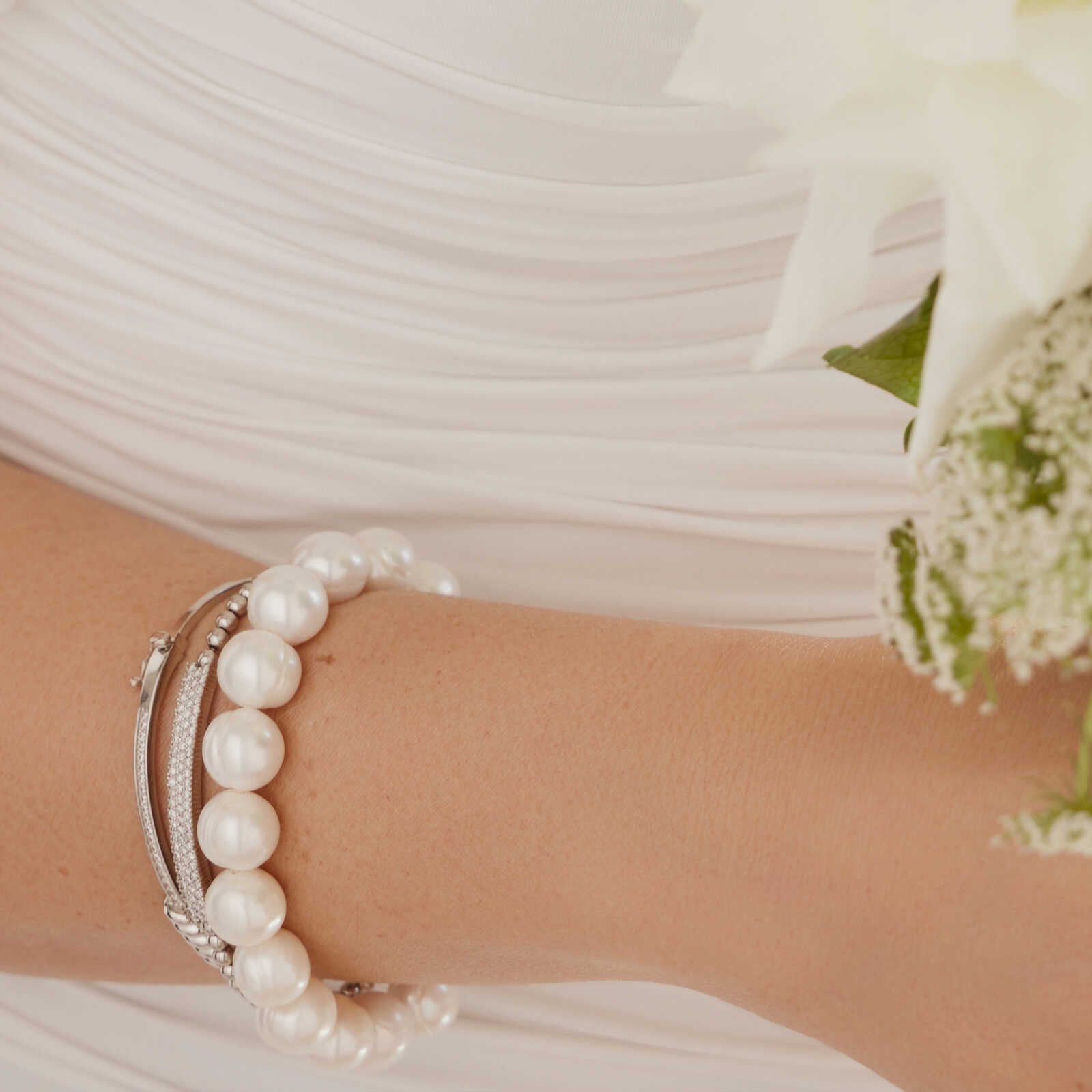 צמיד פנינים 9 מ"מ