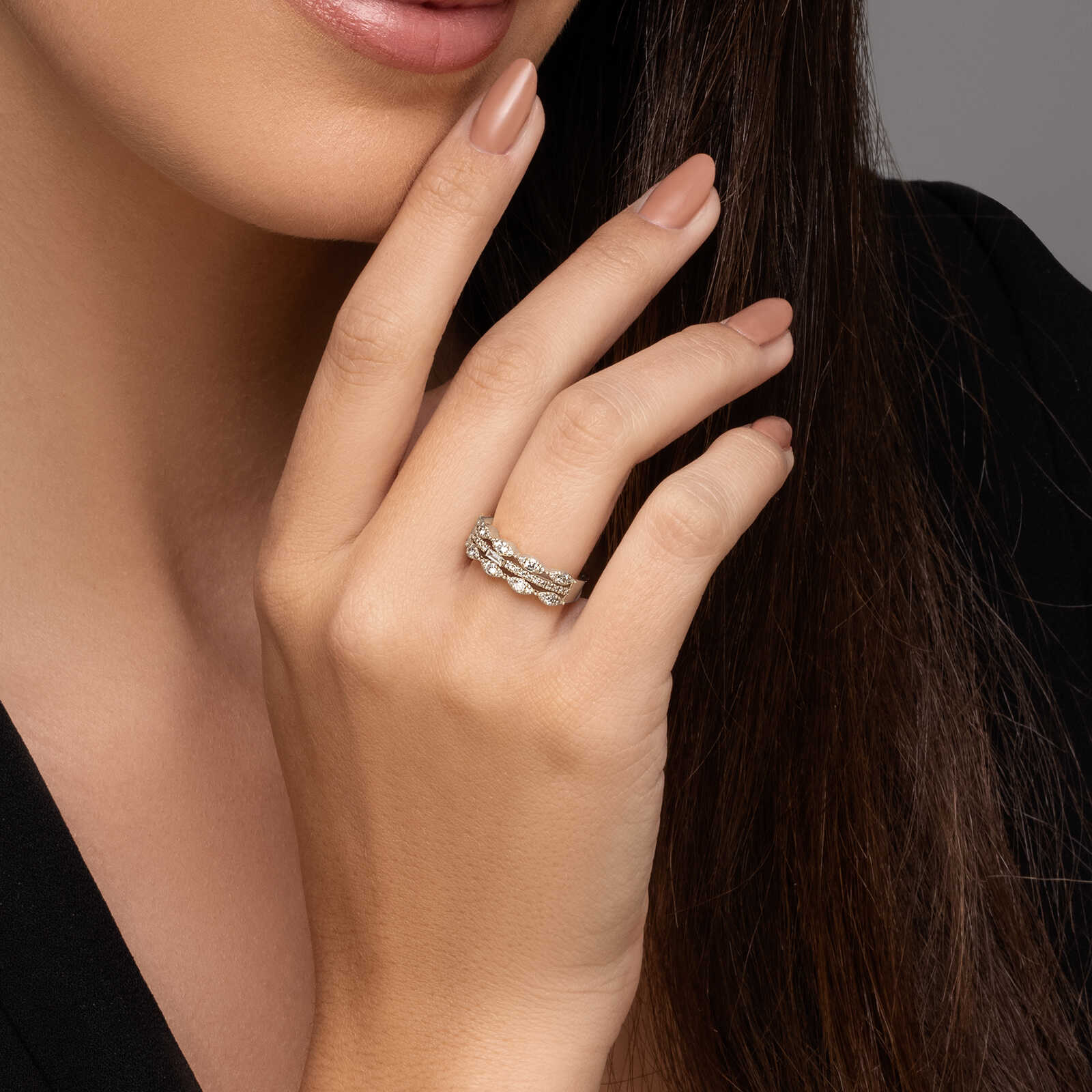 טבעת זהב WAVE בשיבוץ יהלומים