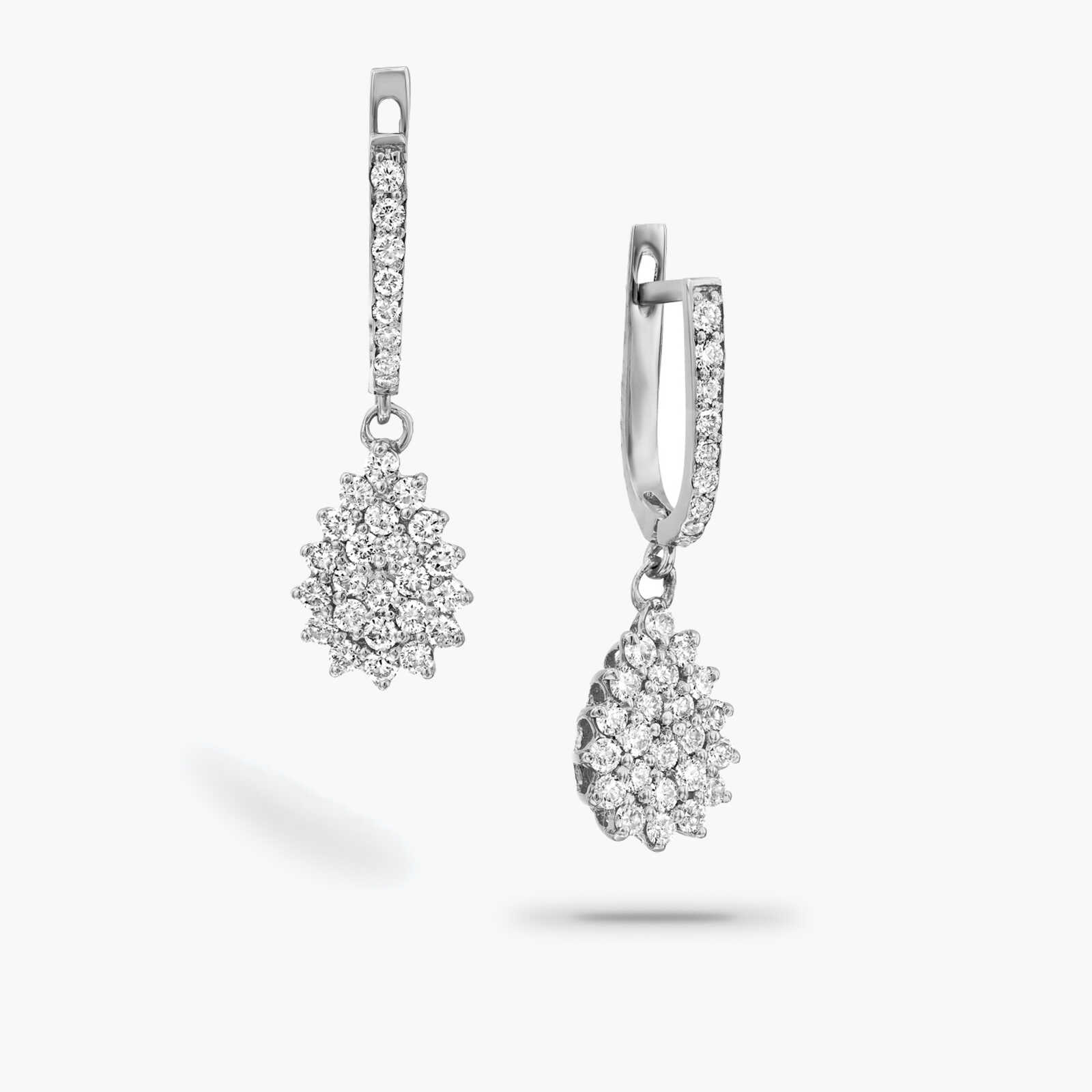 עגילי זהב תלויים משובצים יהלומים באורך 2.7 ס"מ