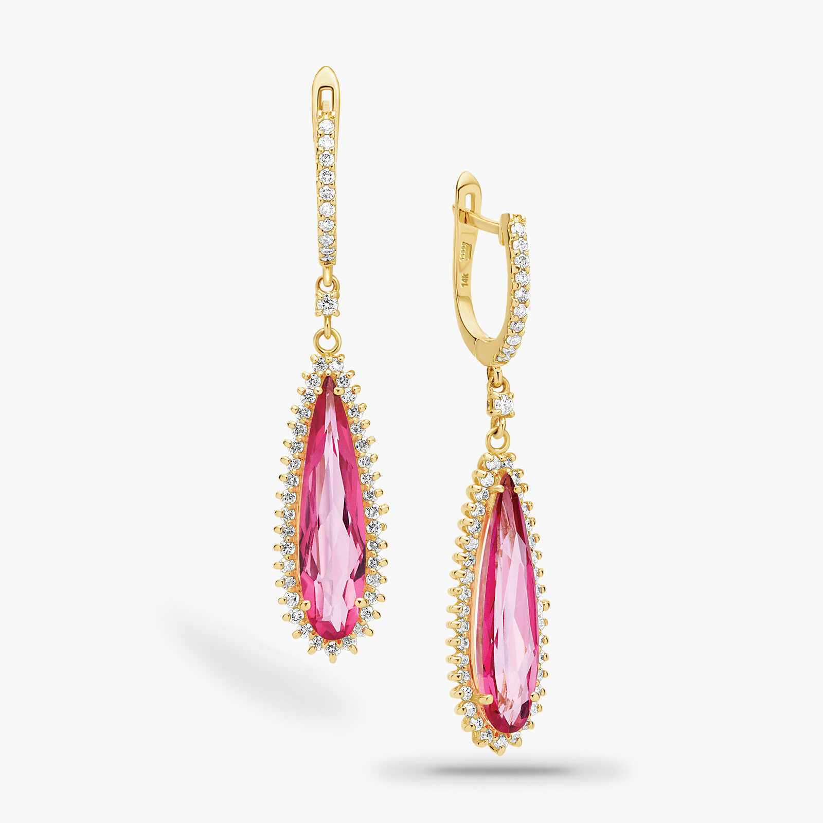 עגיל יהלום פינק