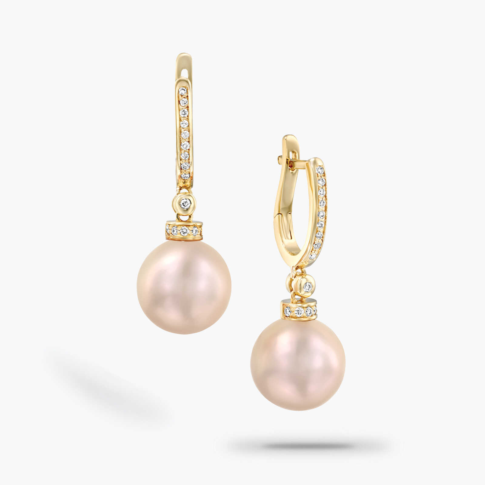 עגילי פנינים ויהלומים