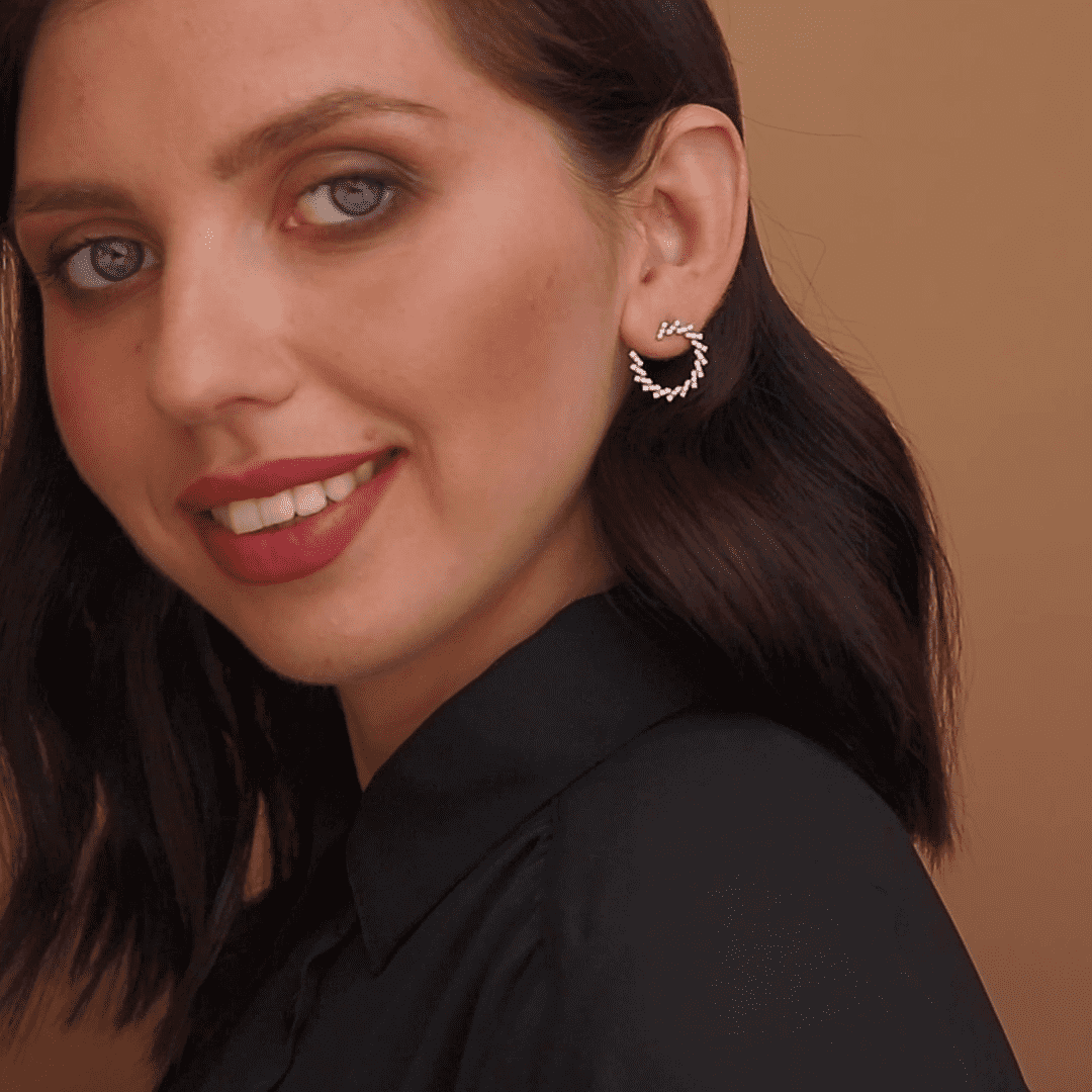 עגילי זהב ויהלומים בעיצוב פתוח