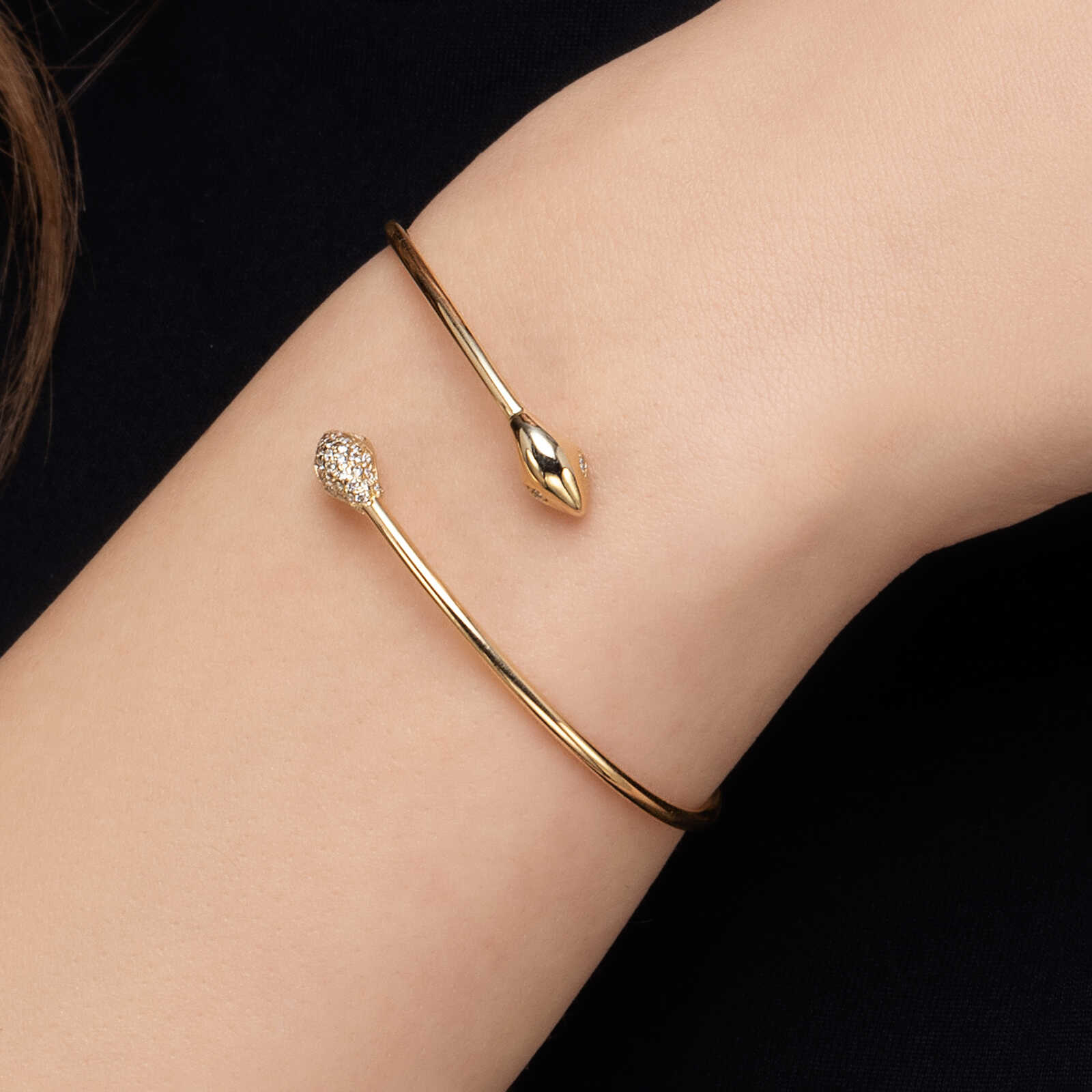 צמיד SNAKE קשיח משובץ יהלומים