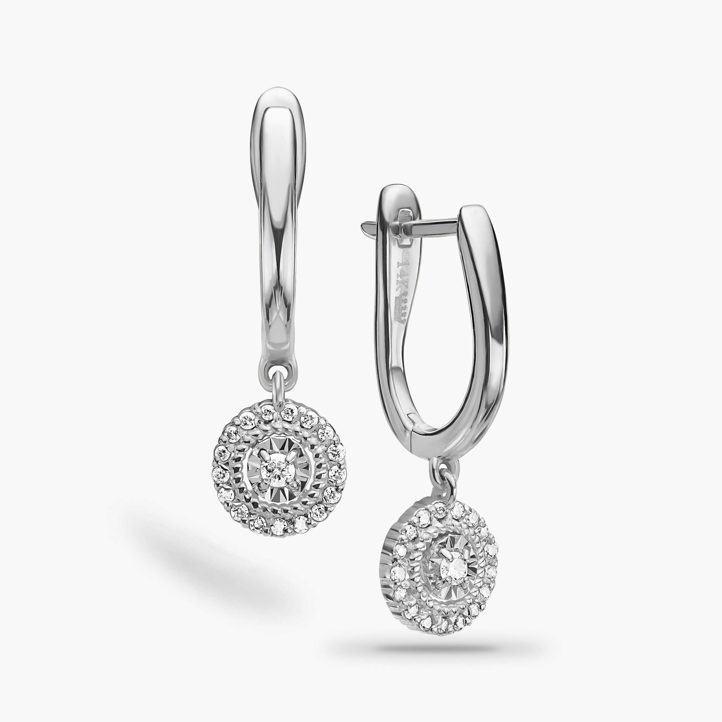 עגילי זהב עם עיגול תלוי בשיבוץ יהלומים