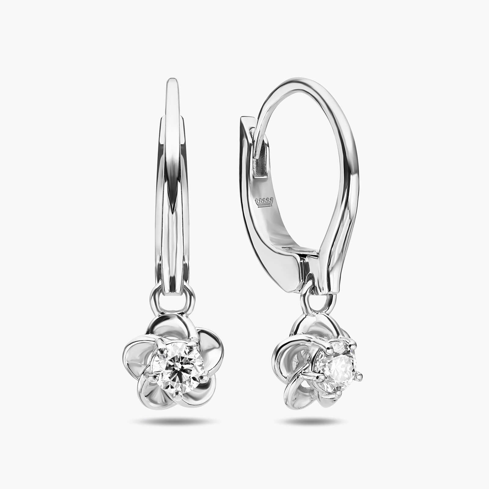 עגילים תלויים בסיומת פרח המשובץ יהלום סוליטר